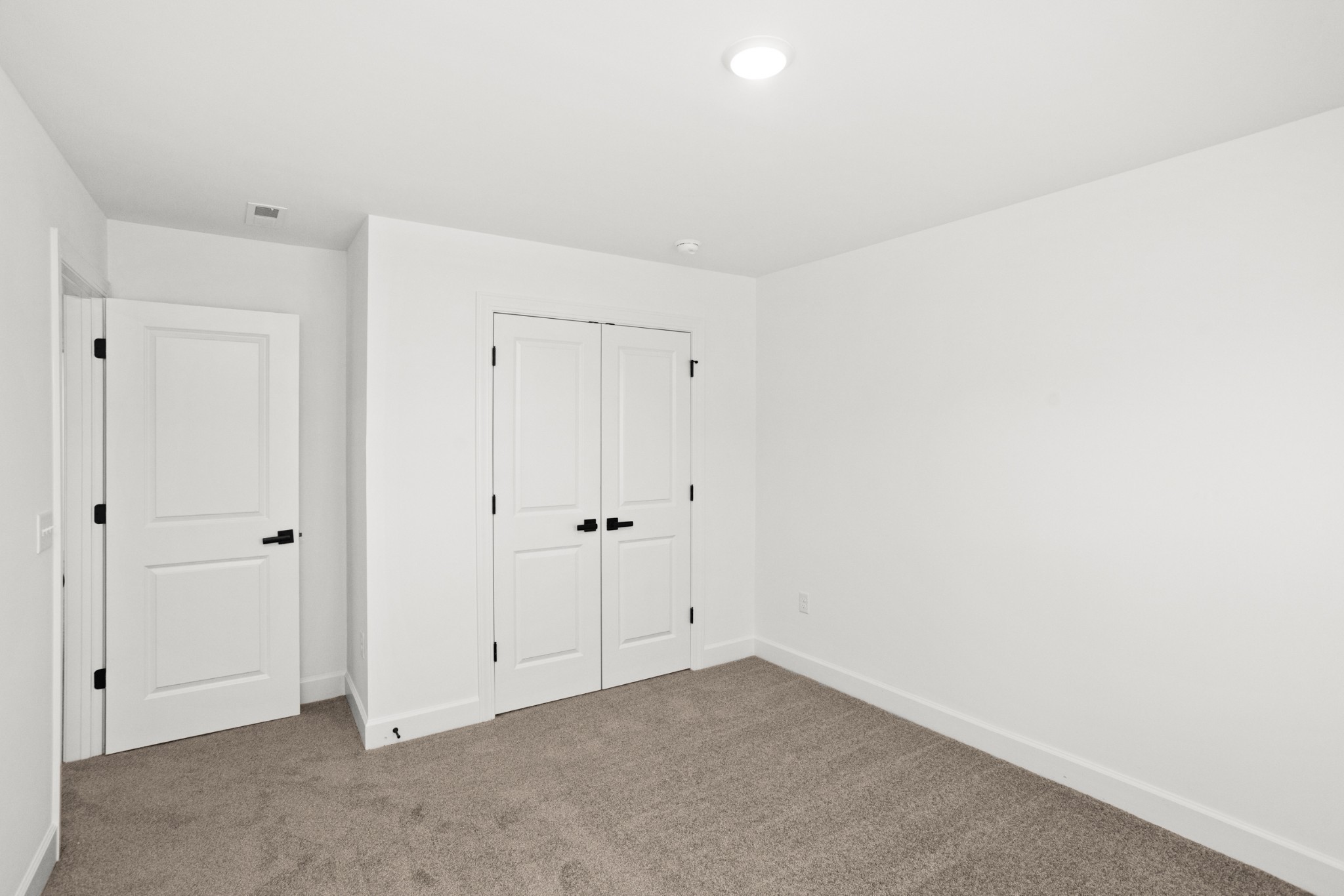 109 West Cassa Way Property Photo 35