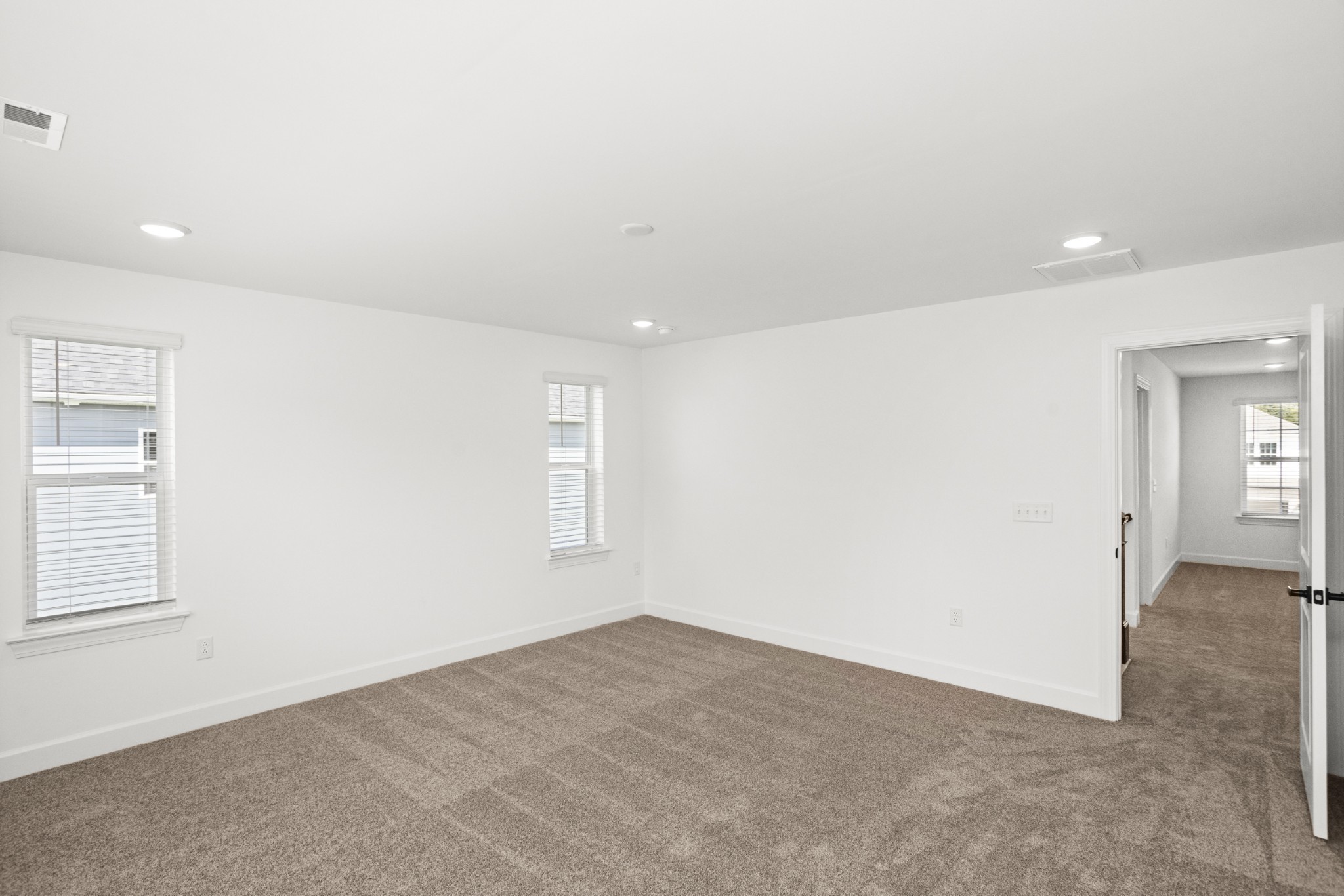 109 West Cassa Way Property Photo 39