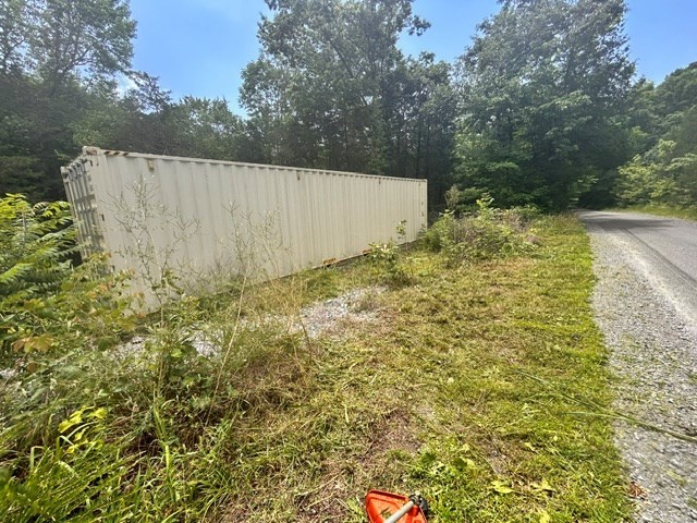 2415 Austin Bottom Rd Property Photo 3