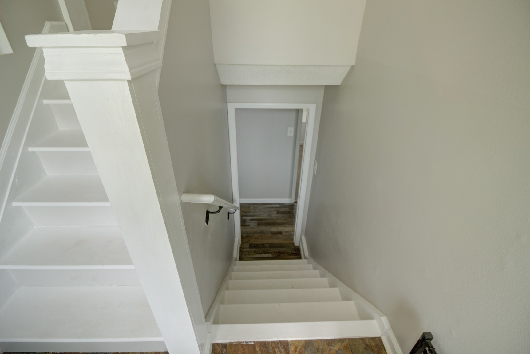 5801 Outer Dr Property Photo 4