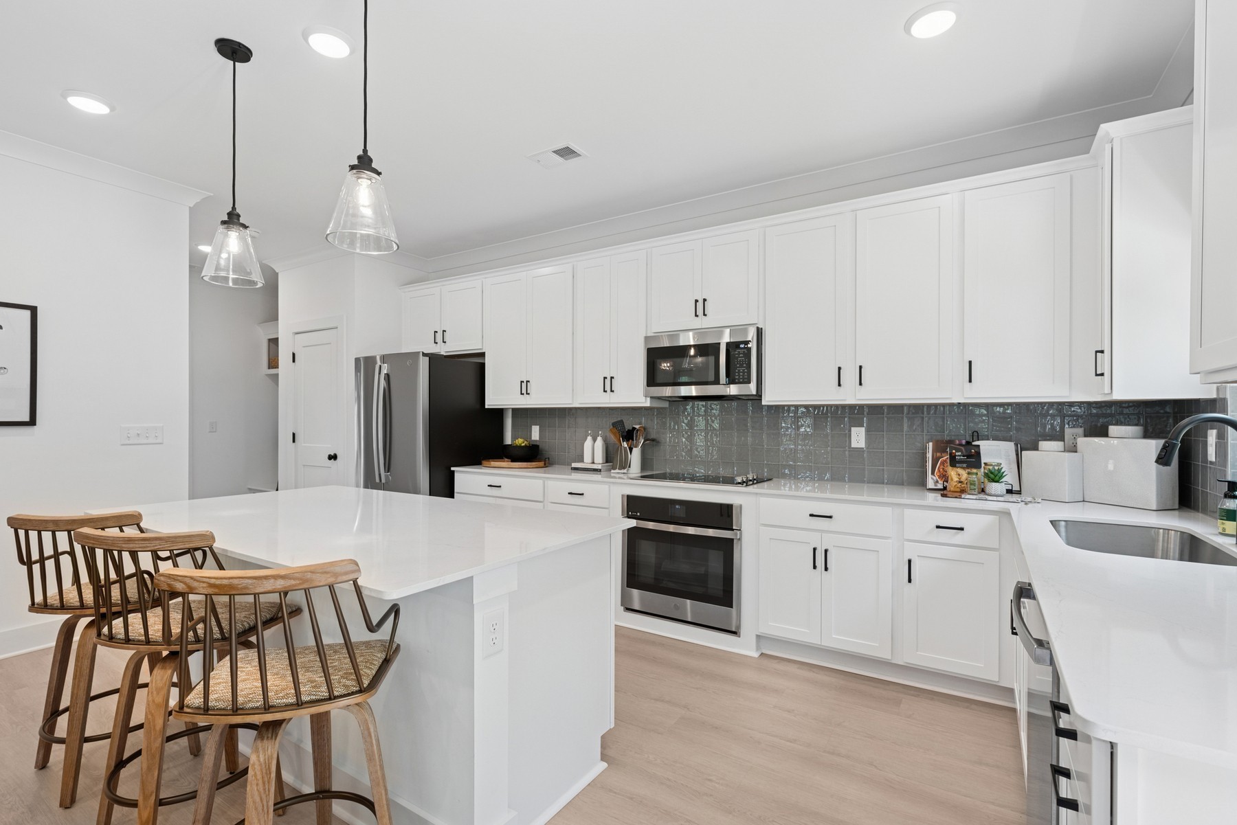 2956 Sharpstone Property Photo 8