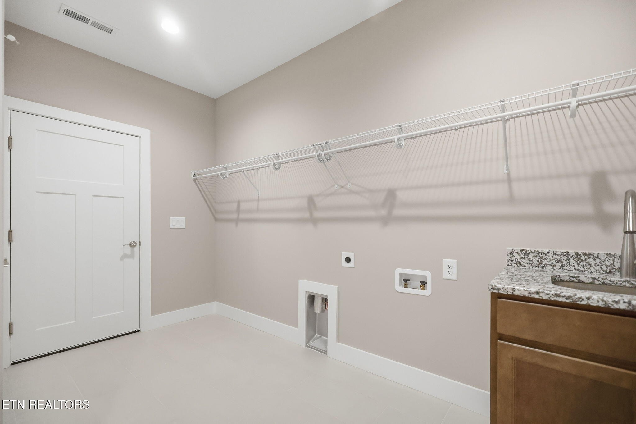 7618 Drake Lane Property Photo 24