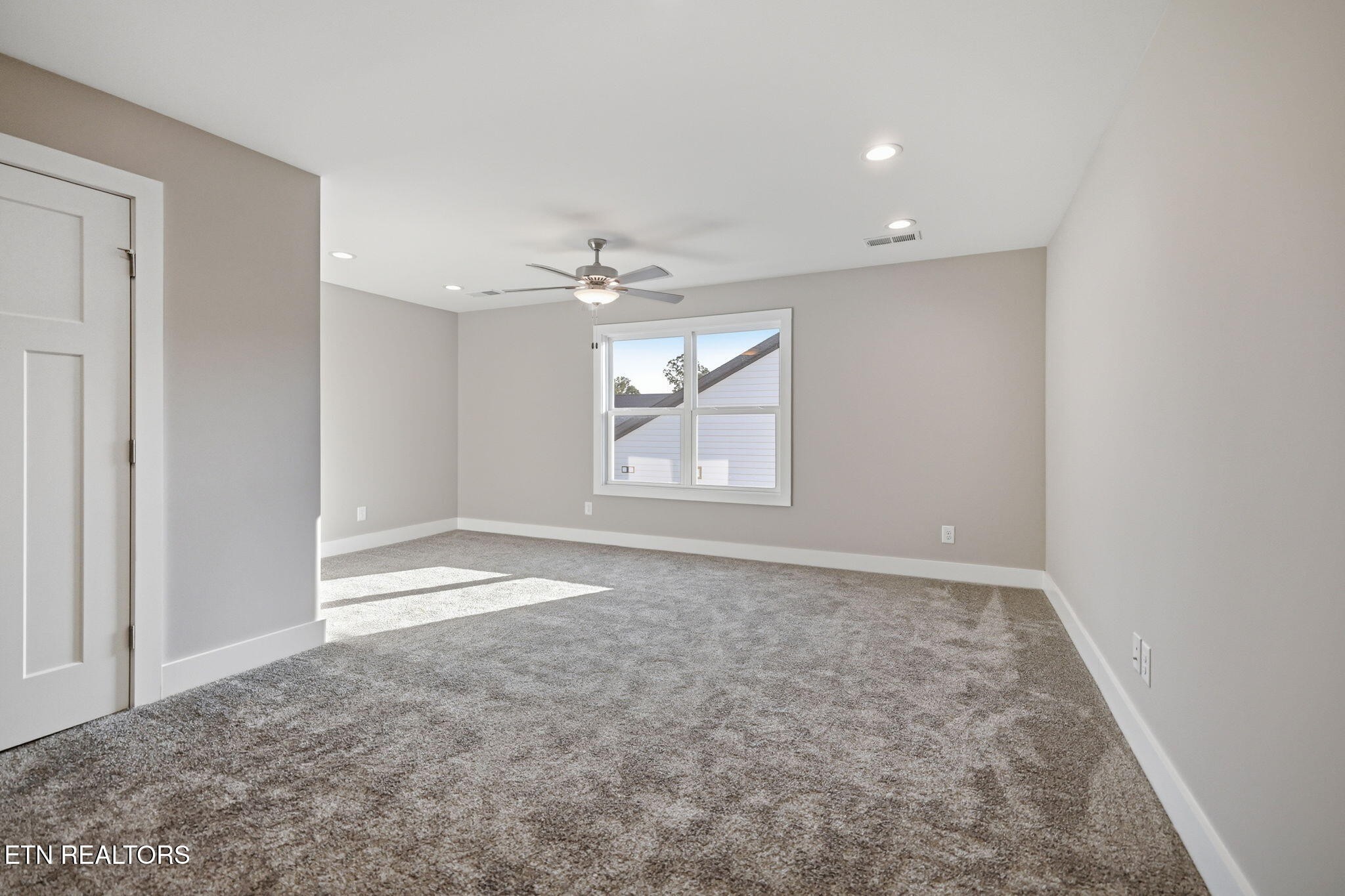 7618 Drake Lane Property Photo 25