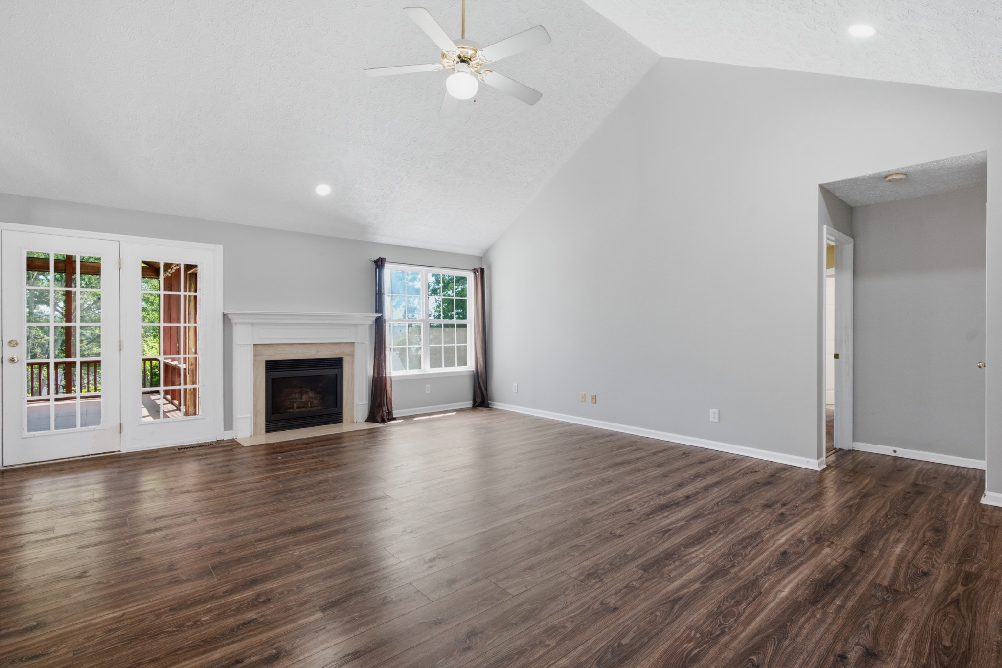 6115 Tuckaleechee Ln Property Photo 4