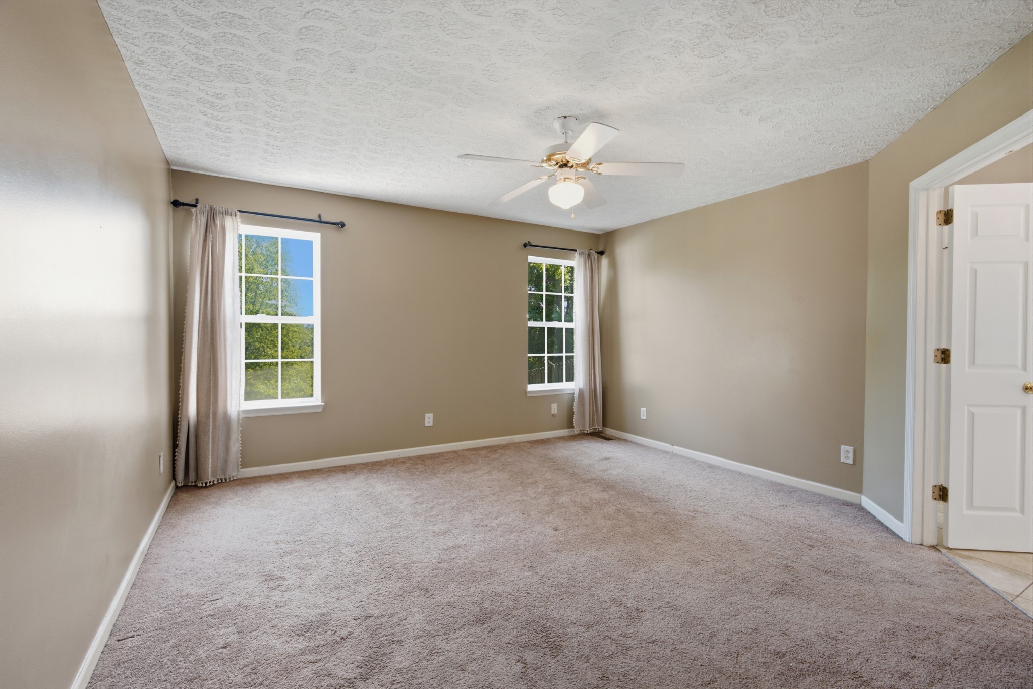 6115 Tuckaleechee Ln Property Photo 10