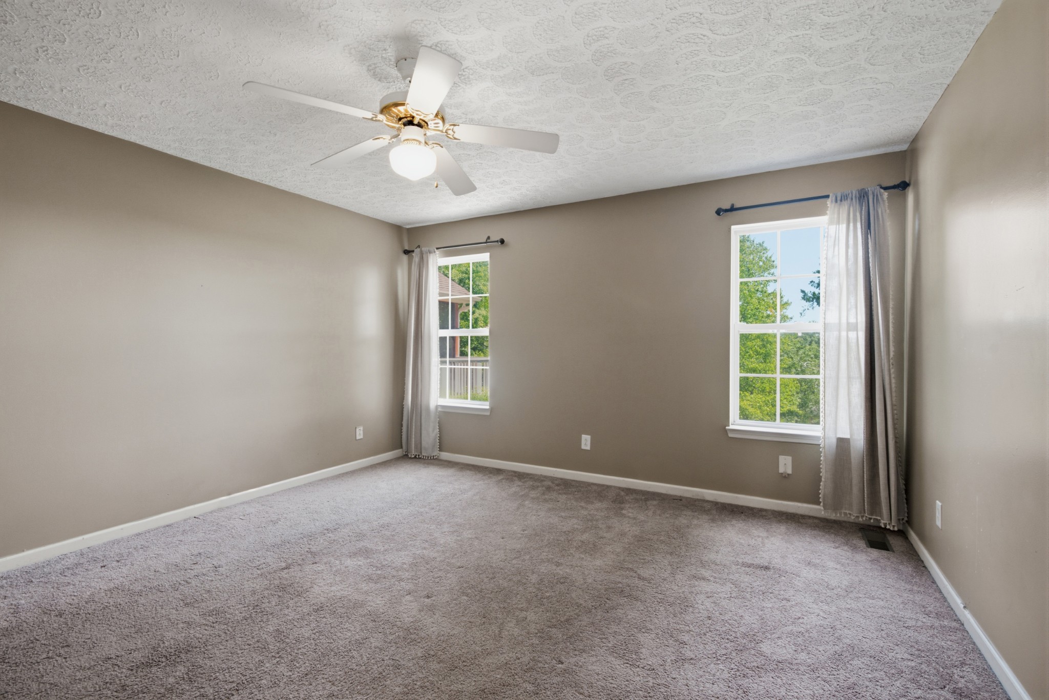 6115 Tuckaleechee Ln Property Photo 13