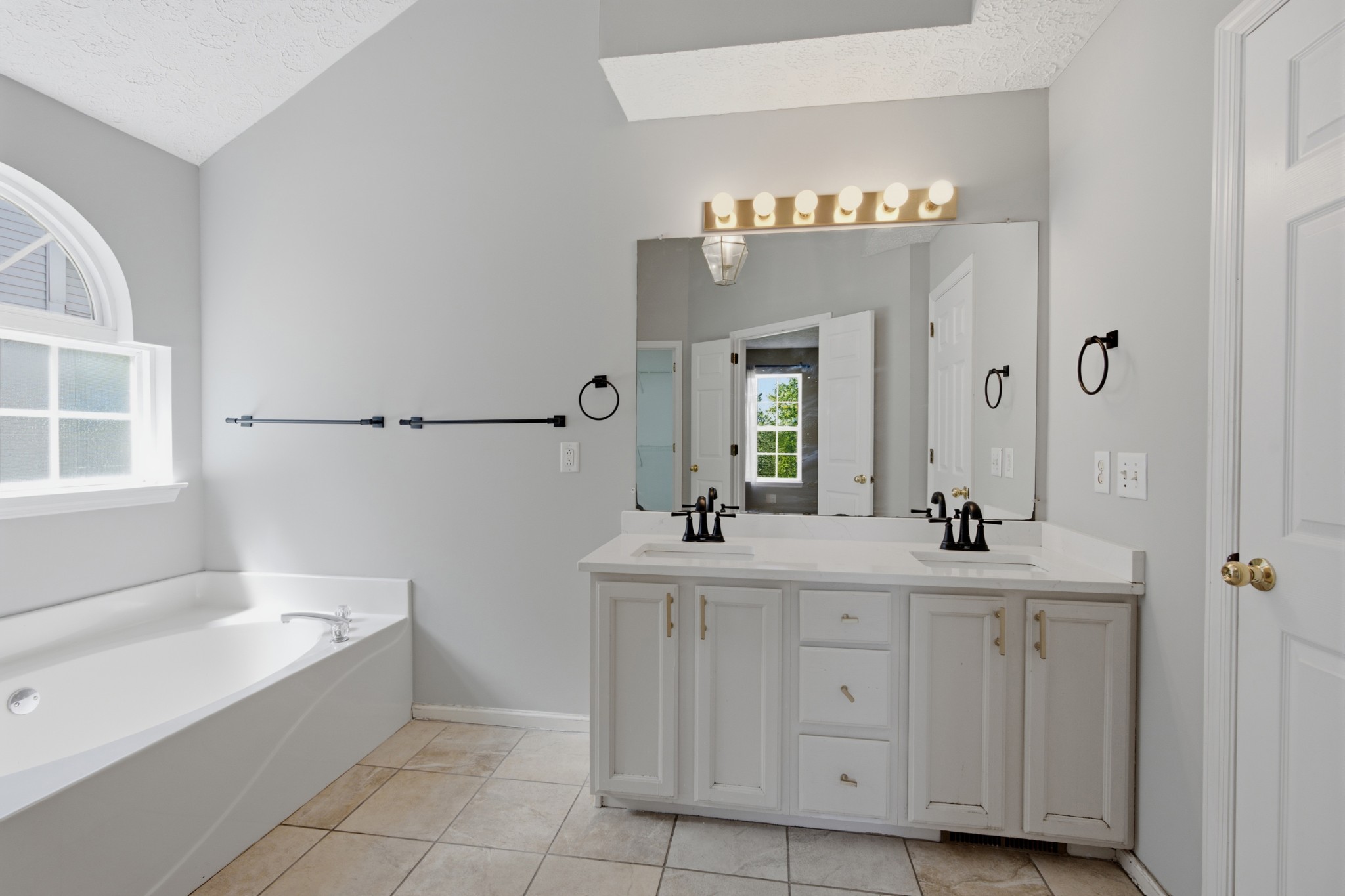 6115 Tuckaleechee Ln Property Photo 14