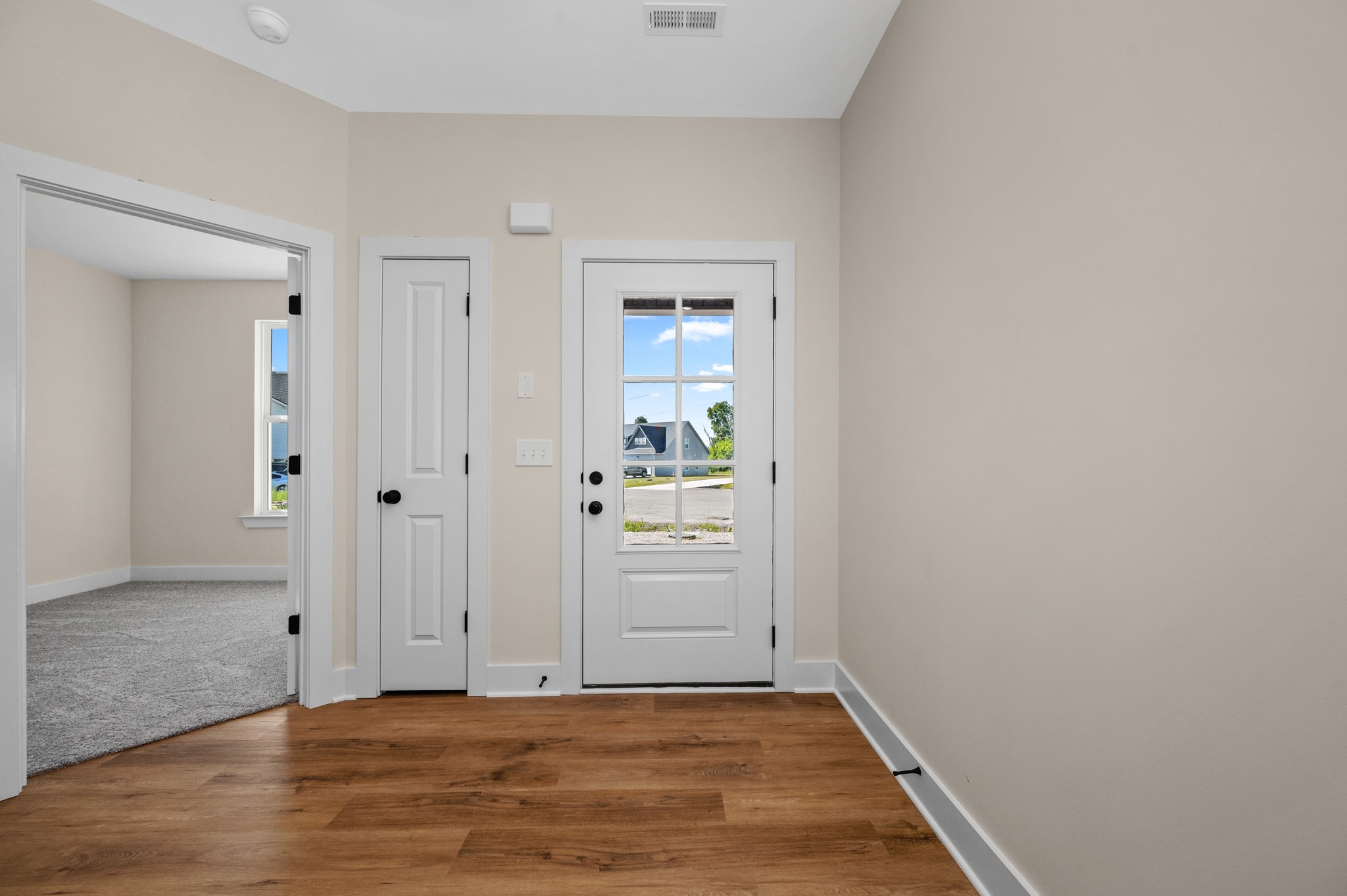601 Vrabel Rd Property Photo 3