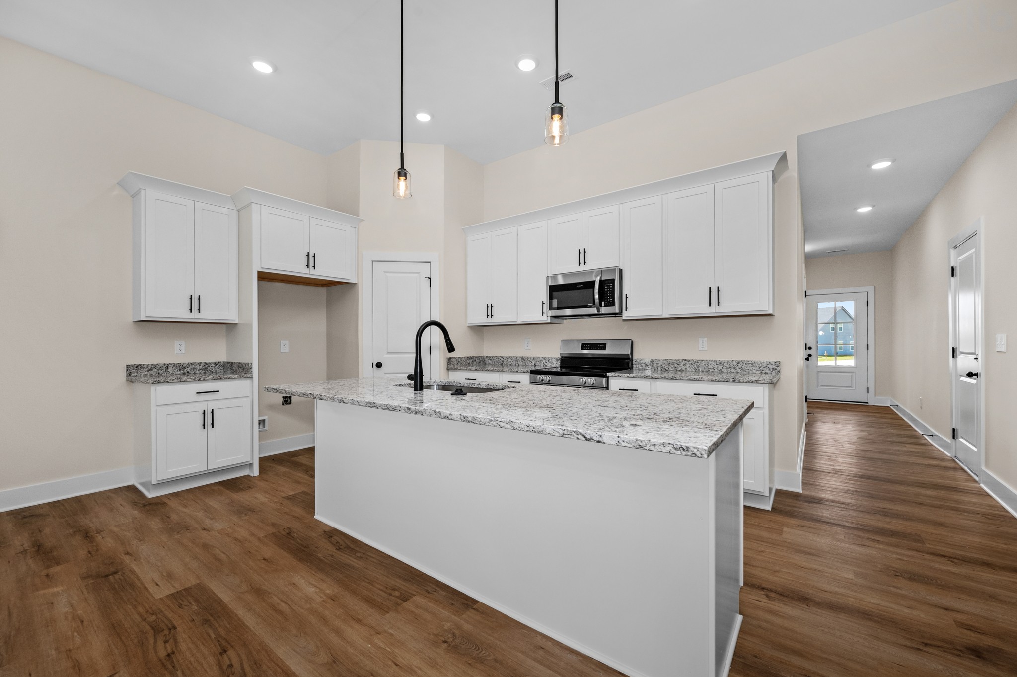 601 Vrabel Rd Property Photo 16
