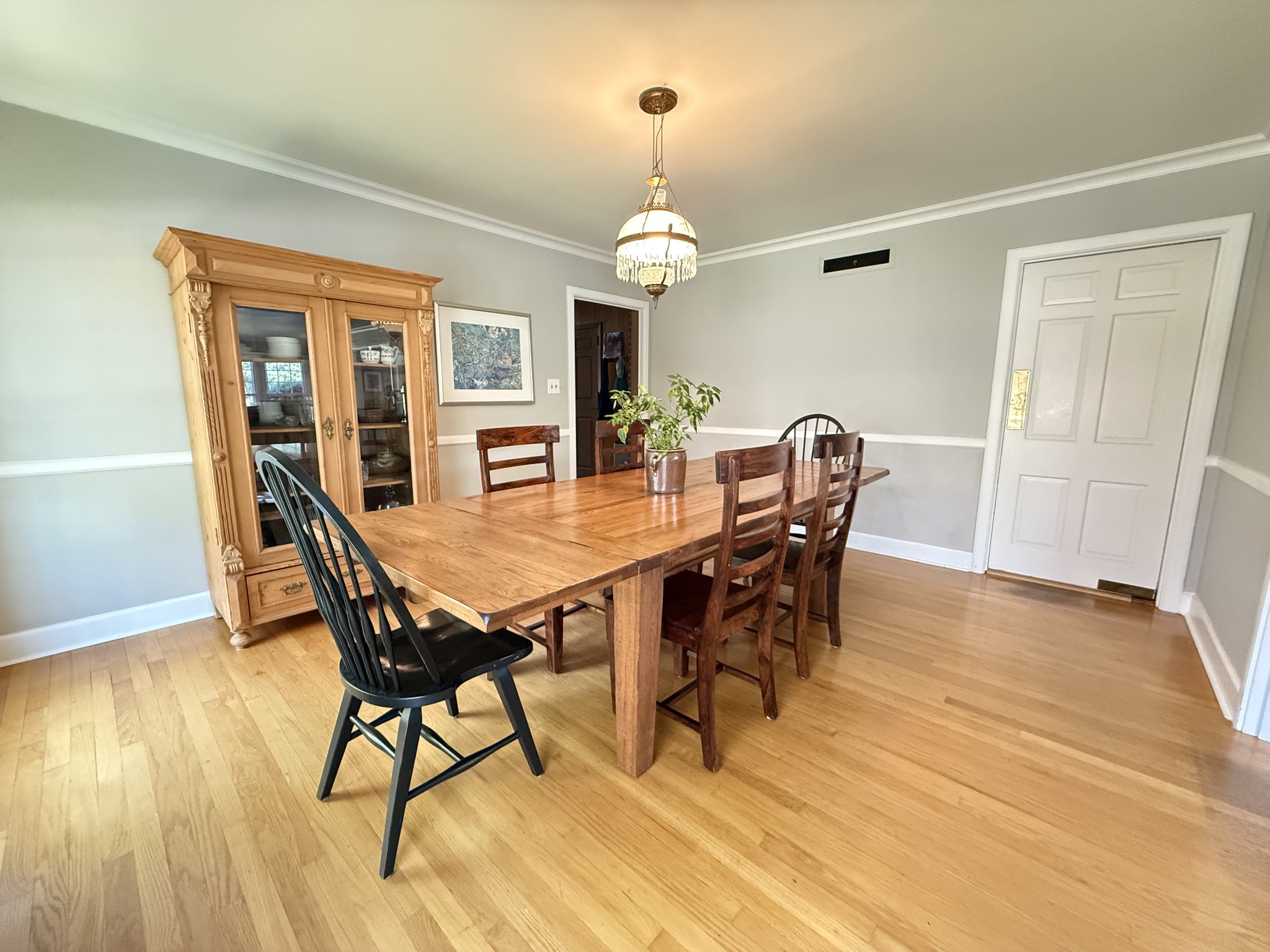 452 Walnut St Property Photo 15