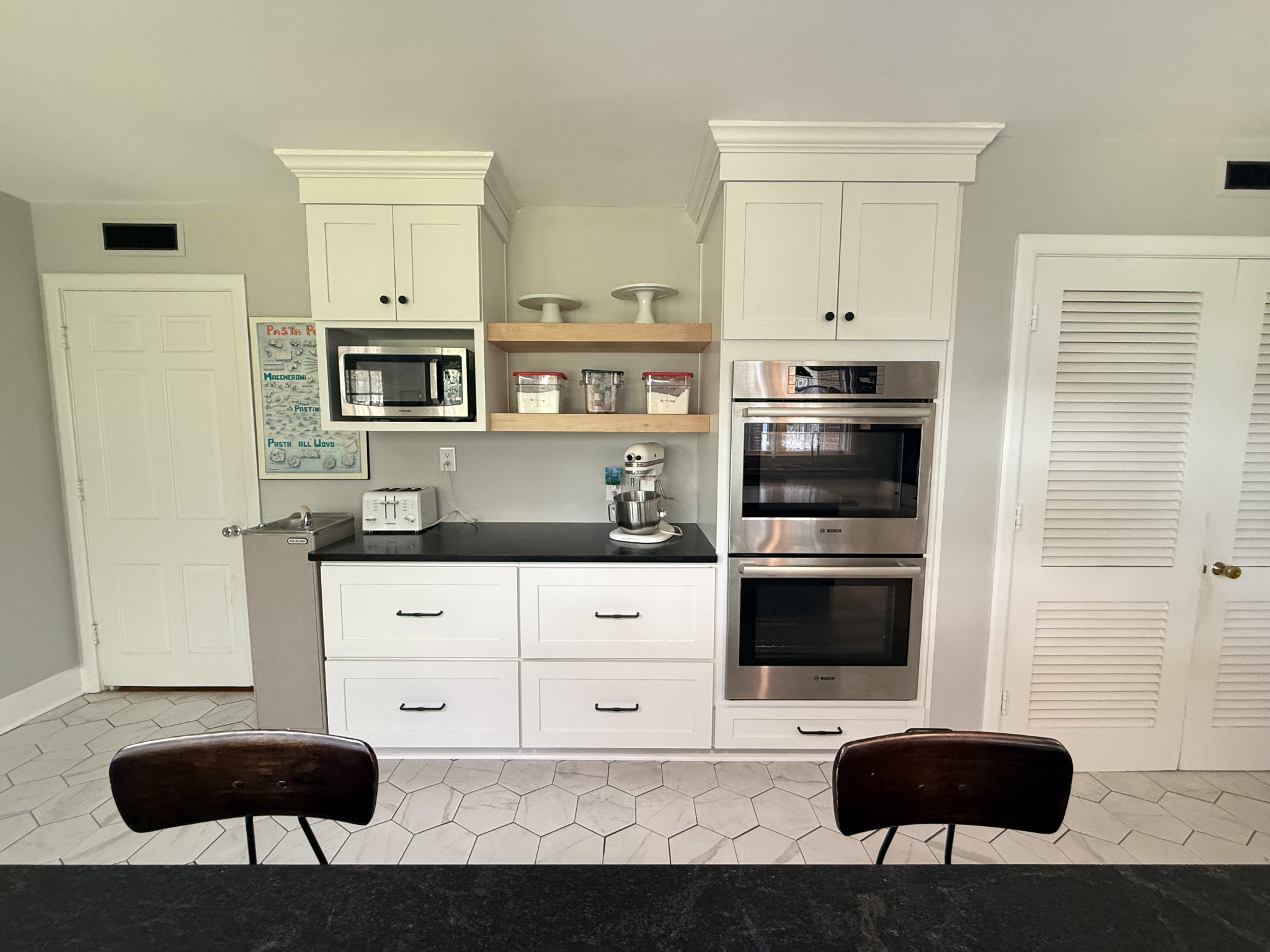 452 Walnut St Property Photo 18