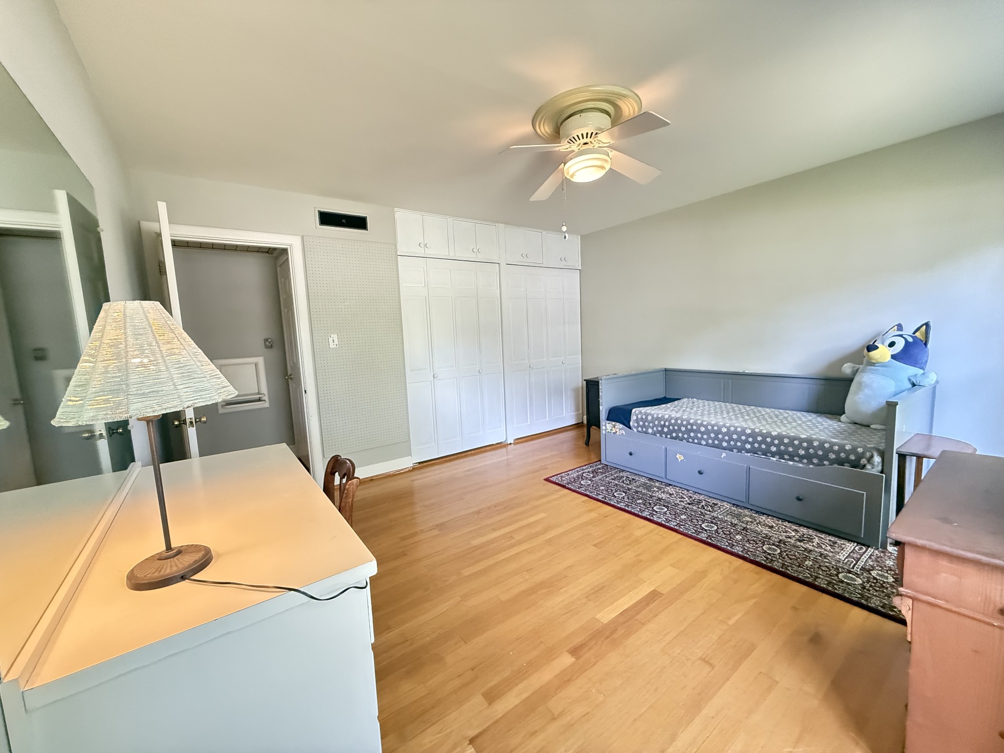 452 Walnut St Property Photo 29