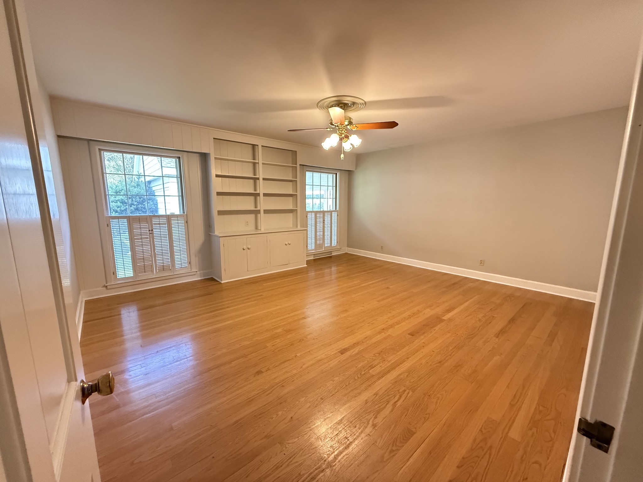 452 Walnut St Property Photo 35