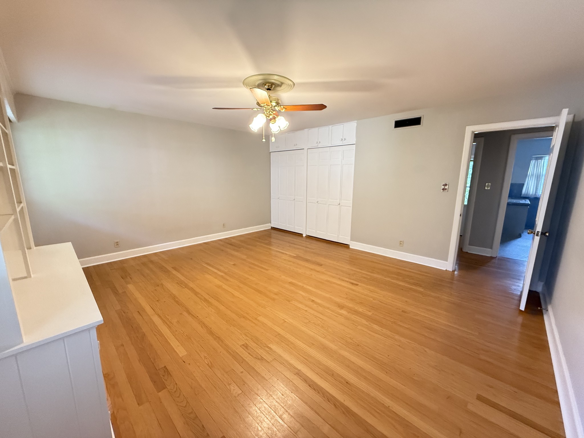 452 Walnut St Property Photo 36