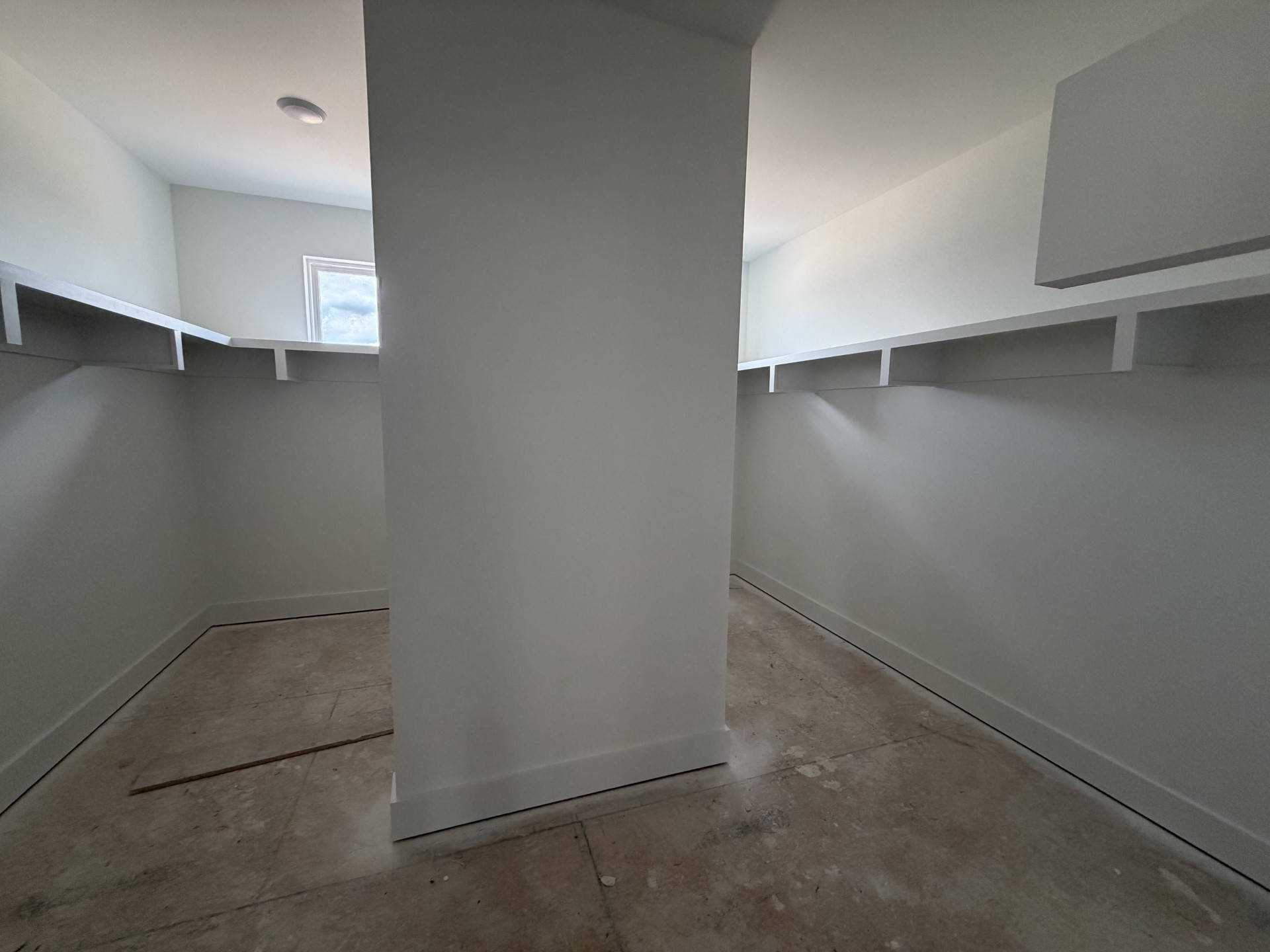 7320 Dutch River Circle Property Photo 13