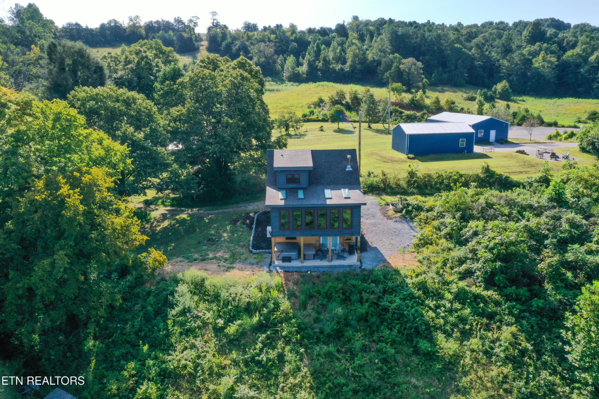 1160 Oak Grove Rd Property Photo 2