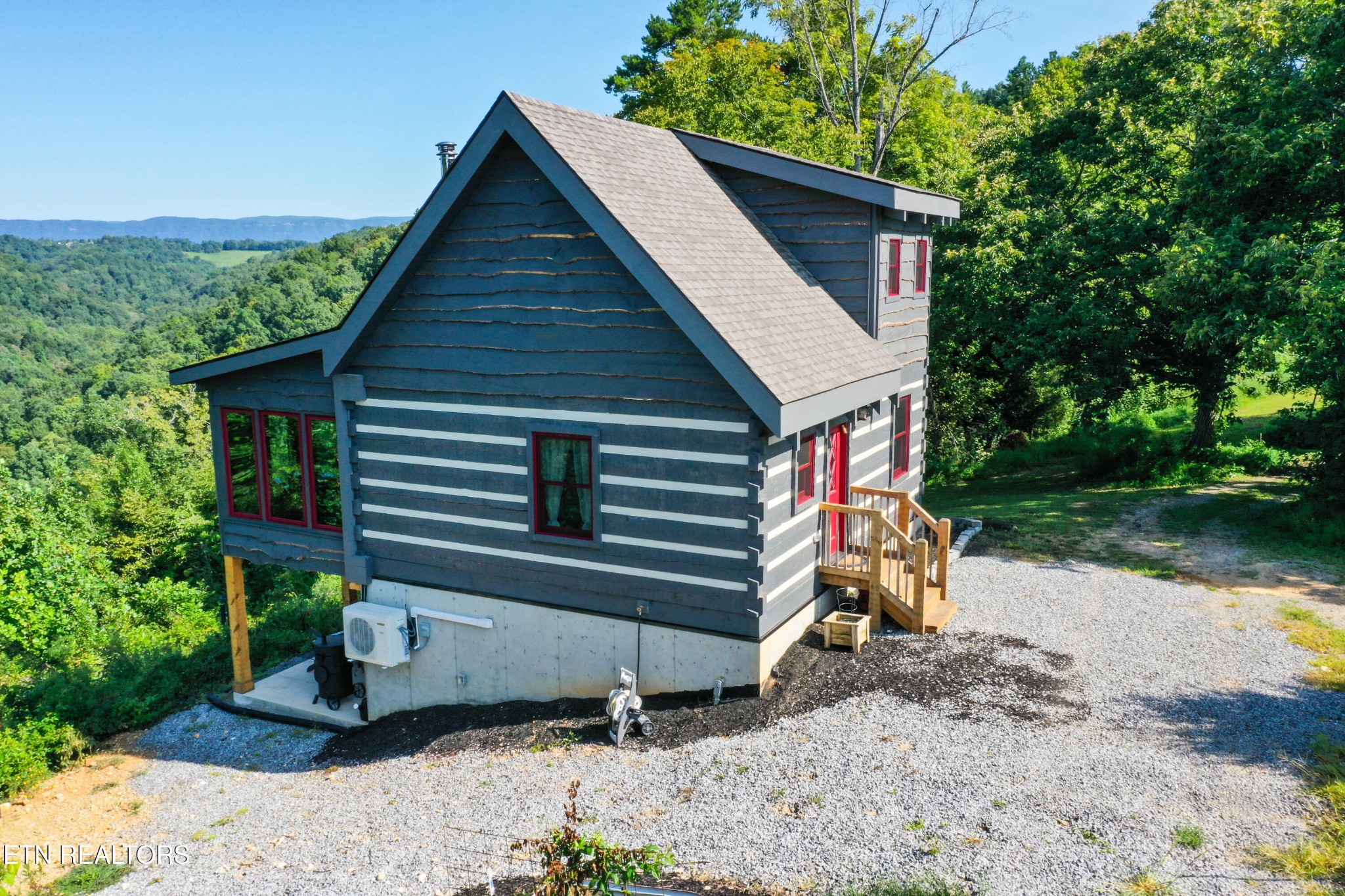 1160 Oak Grove Rd Property Photo 3