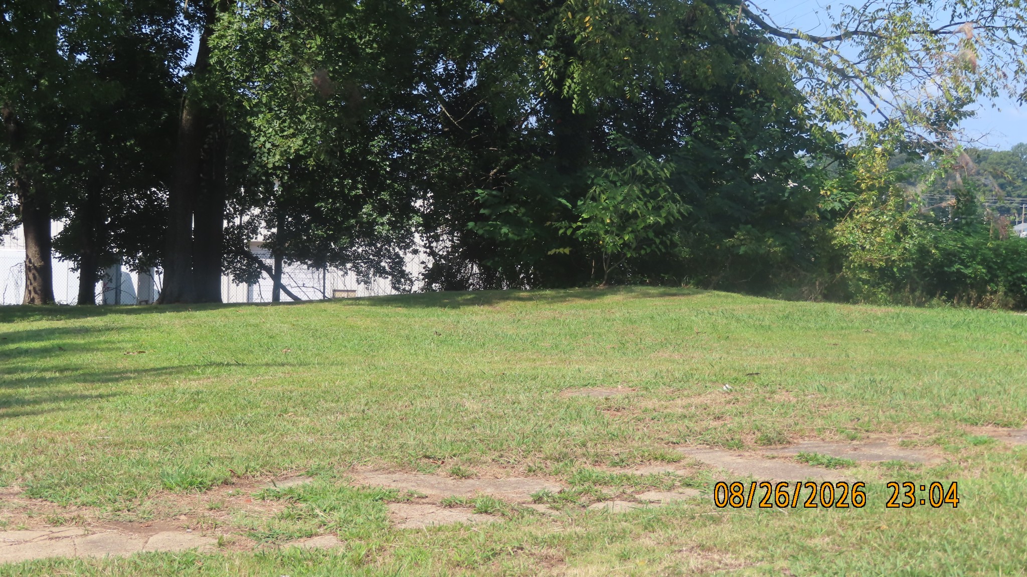 243 Oak St Property Photo 1