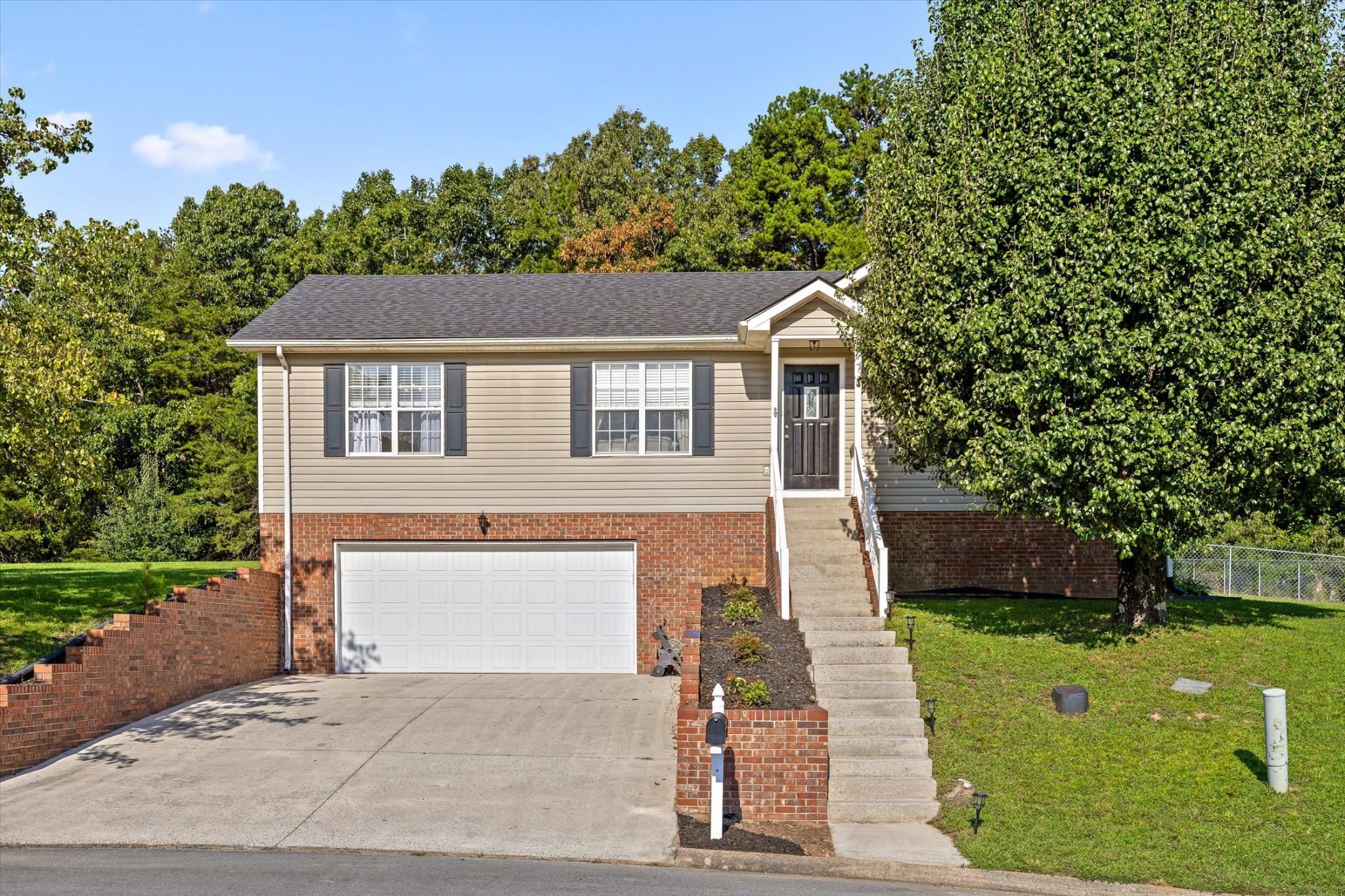 8927 Wings Way Property Photo 1