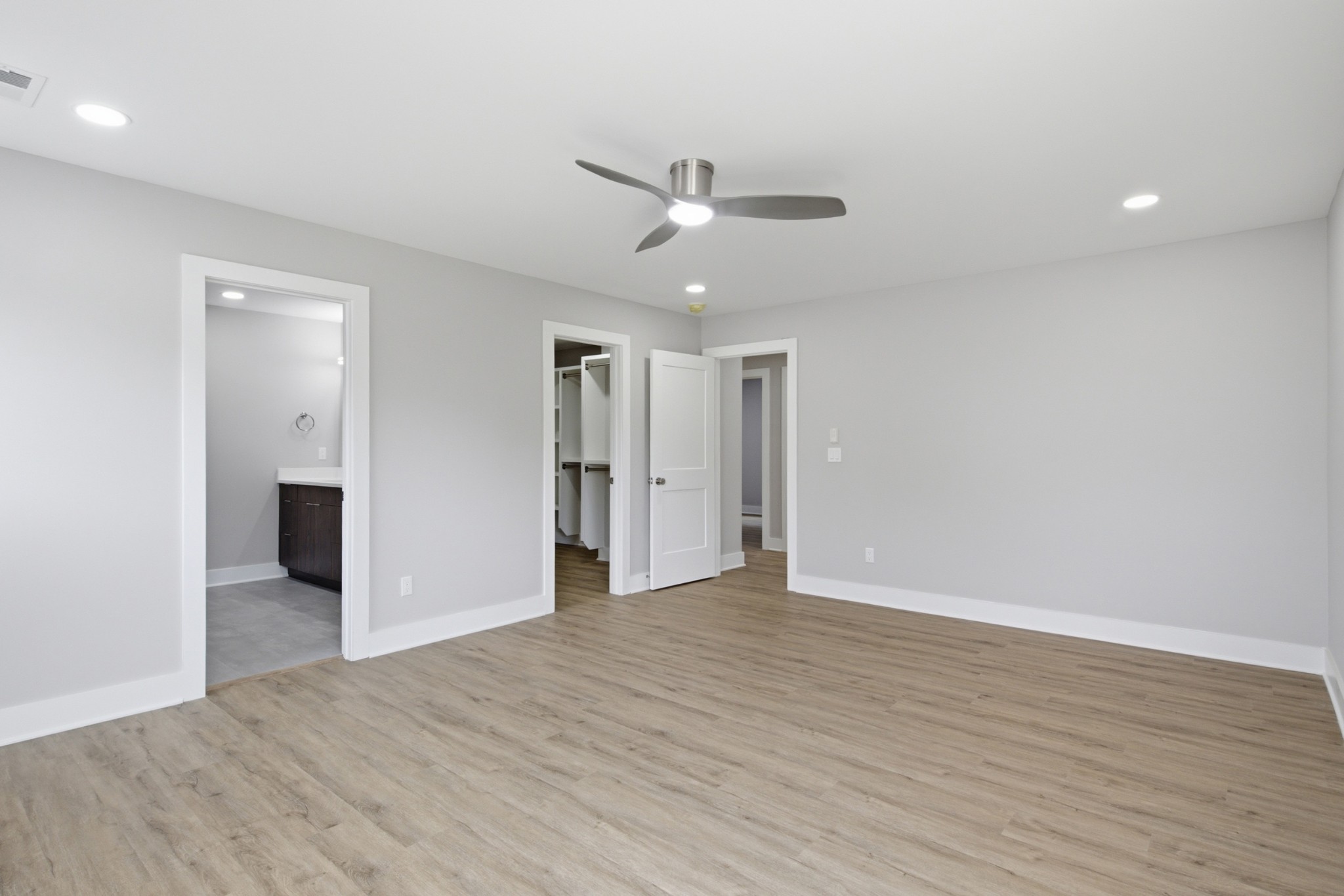 1831 10th Ave, N Property Photo 23
