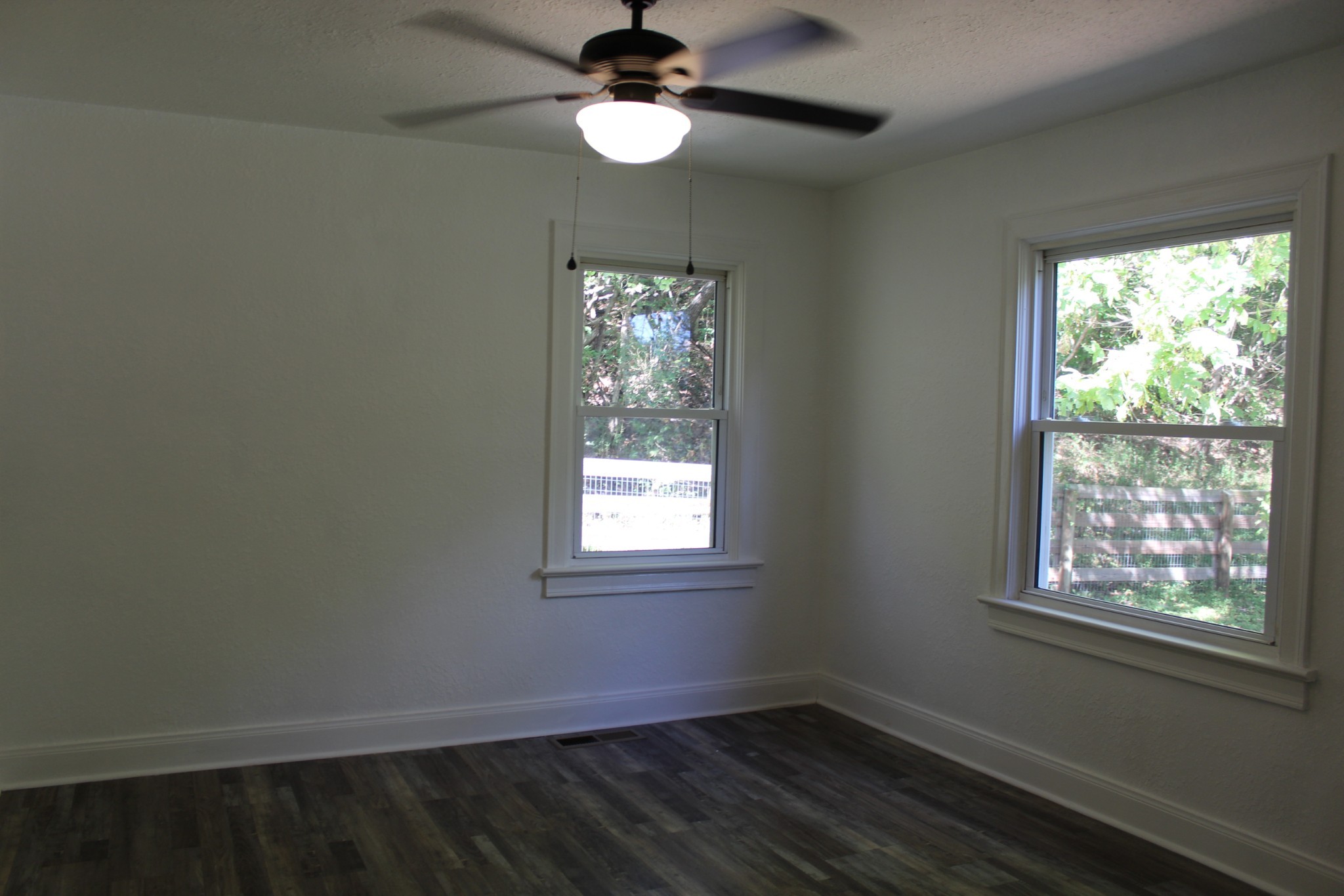 78 College St Property Photo 9