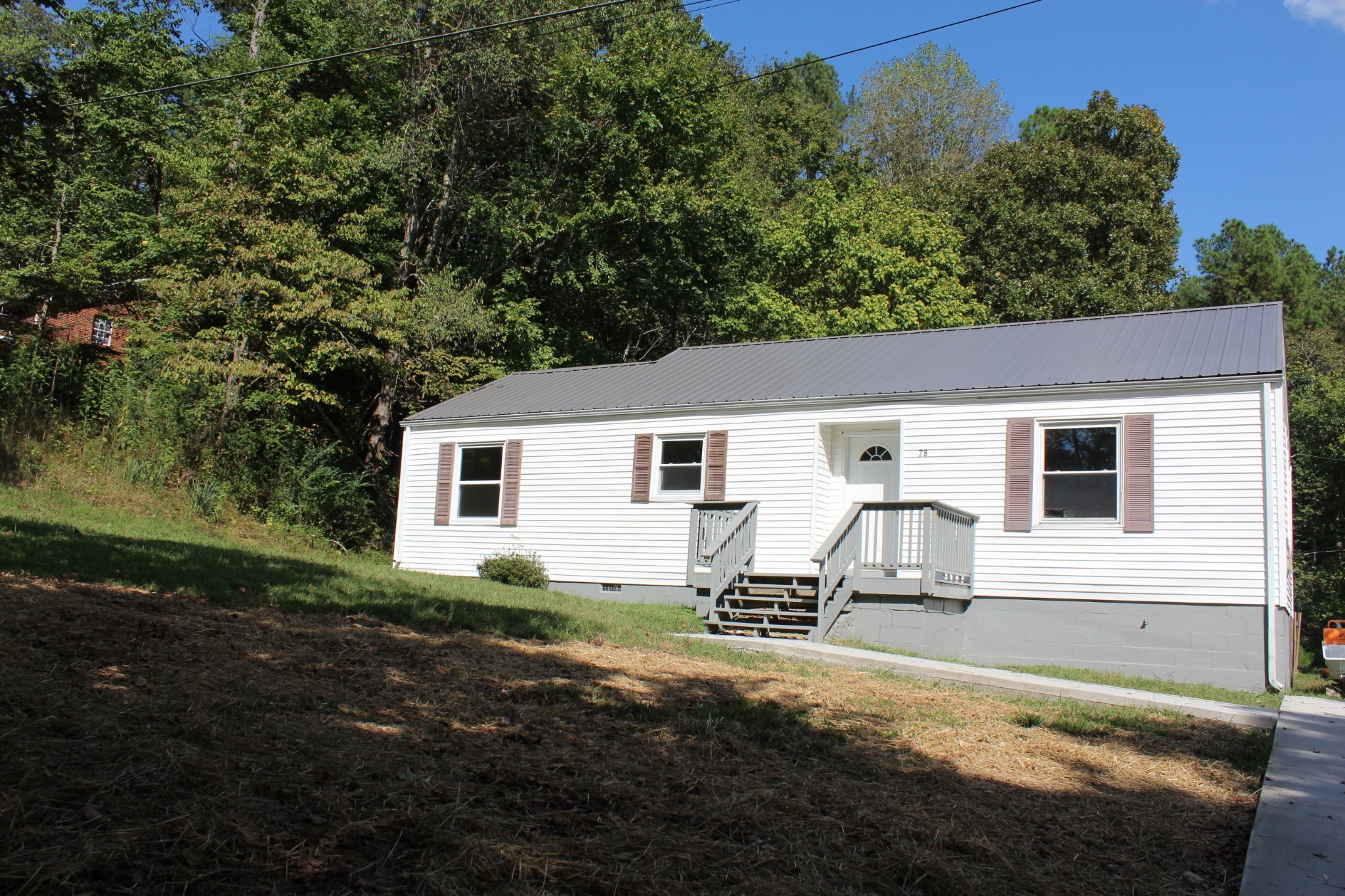 78 College St Property Photo 13