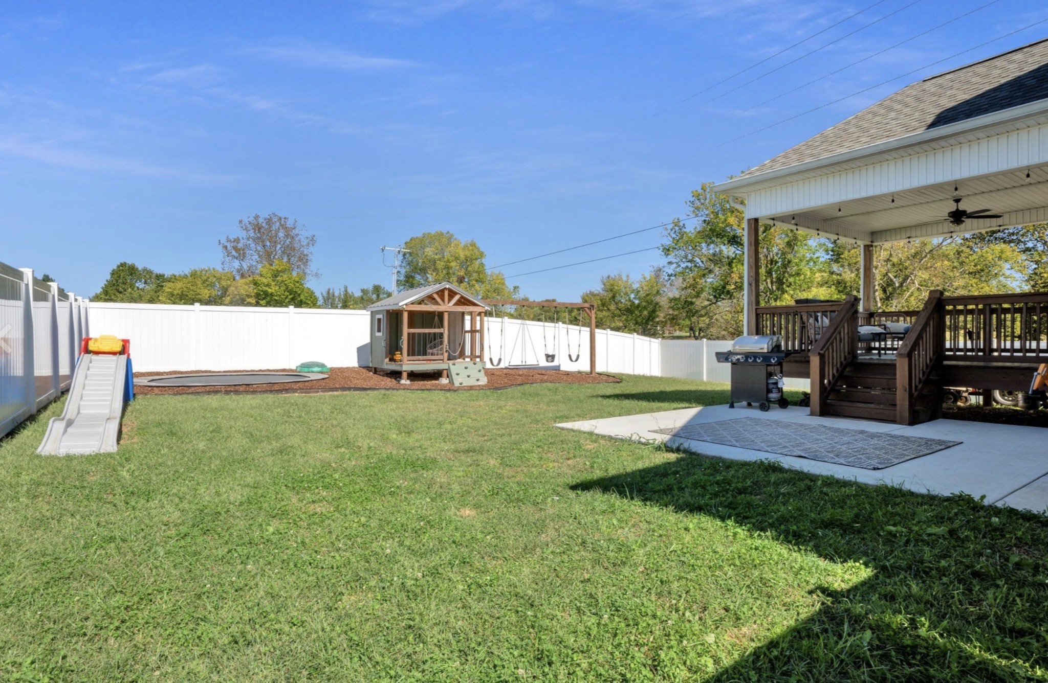 3015 Graystand Dr Property Photo 32