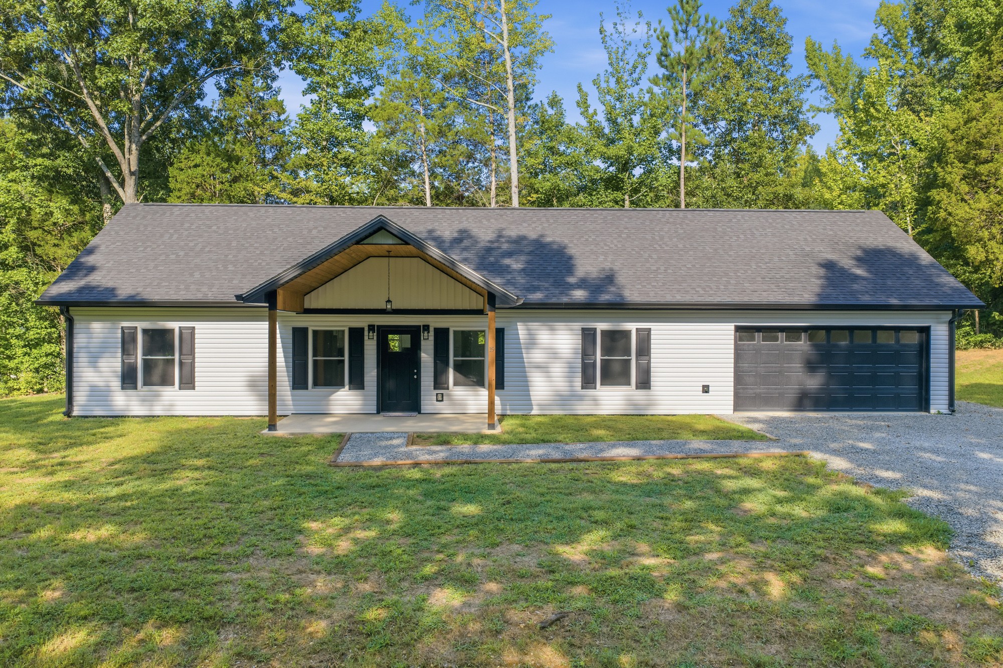 19 Dobson Ave Property Photo 1