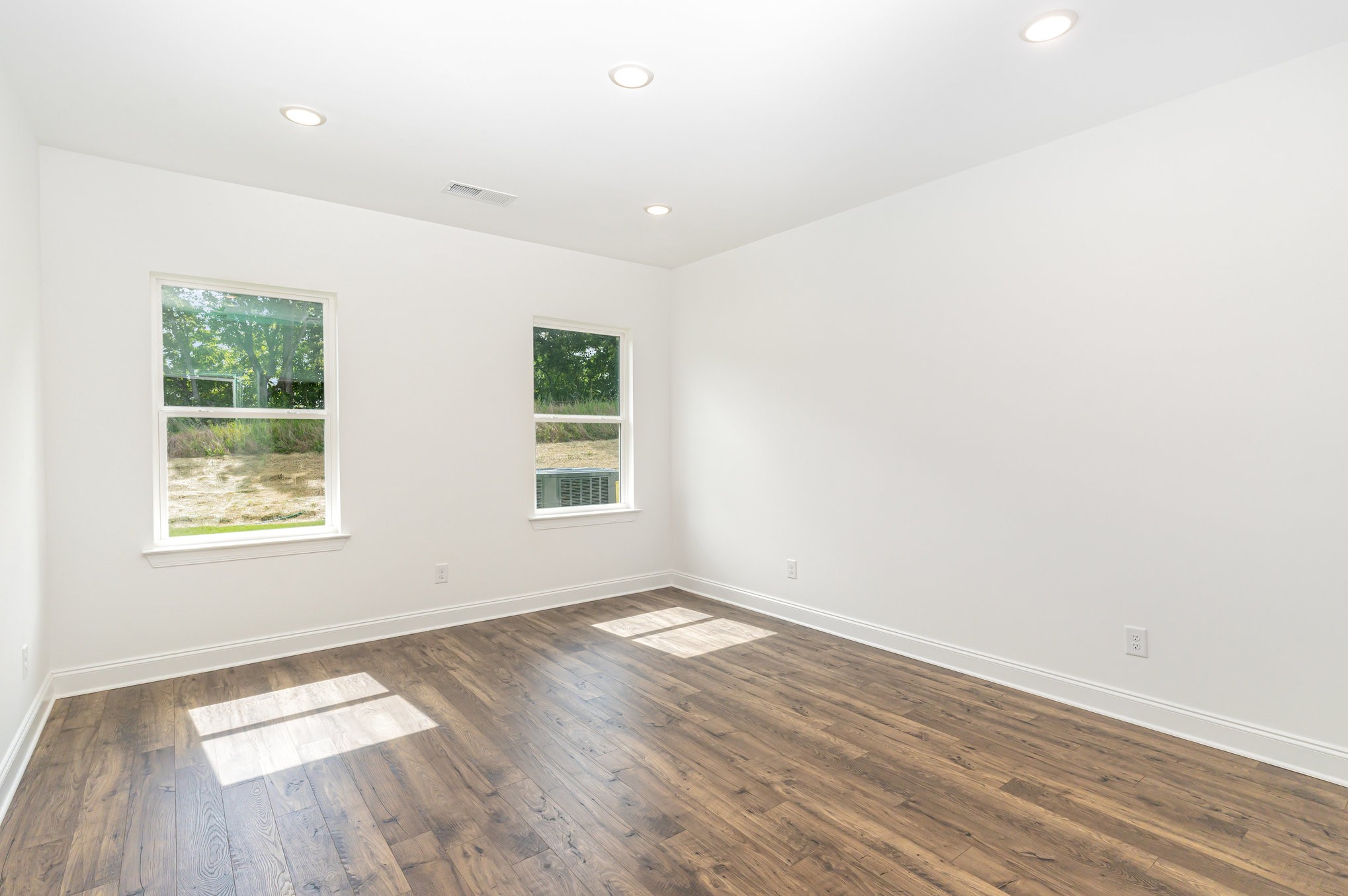 1100 Riverview Run Property Photo 9