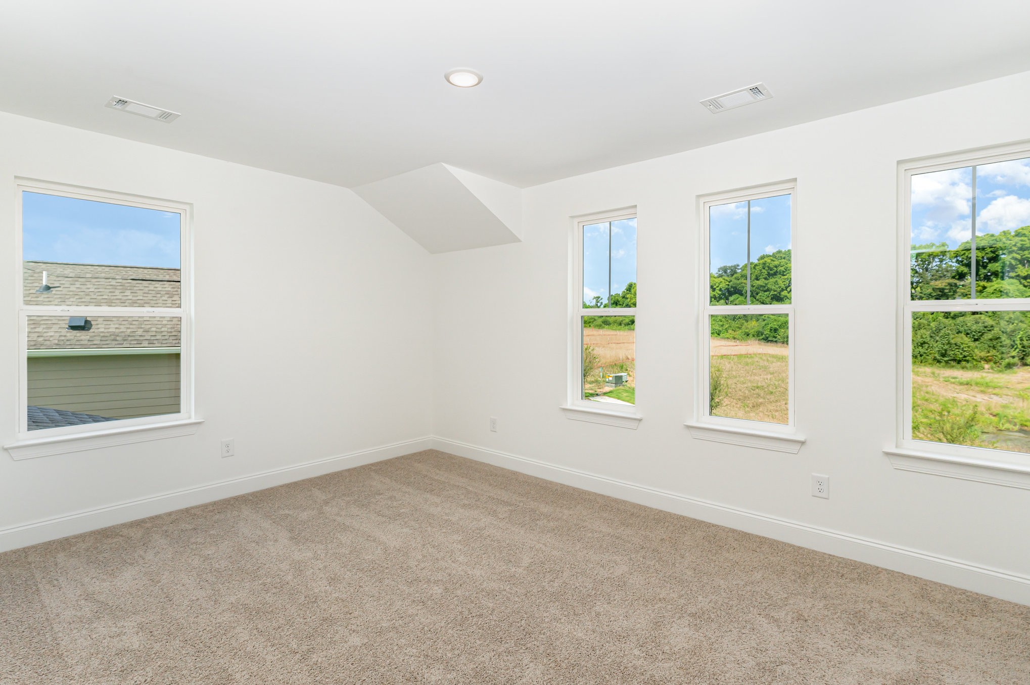 1100 Riverview Run Property Photo 15
