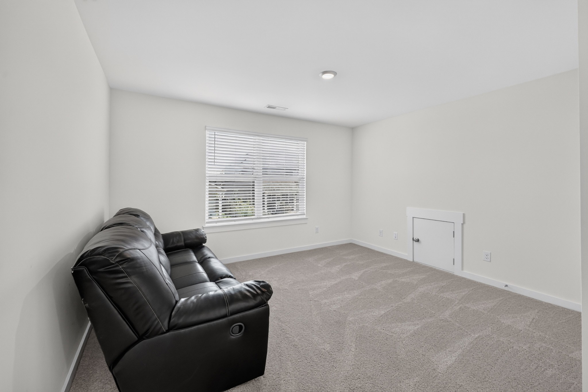 221 Casper Dr Property Photo 30