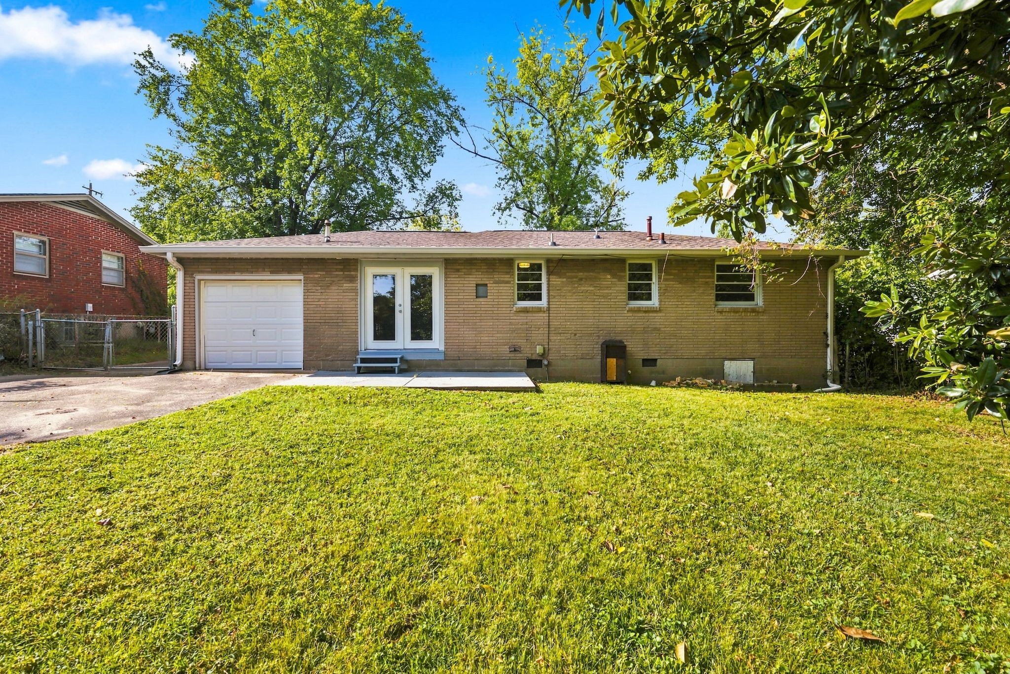 278 Garry Dr Property Photo 23