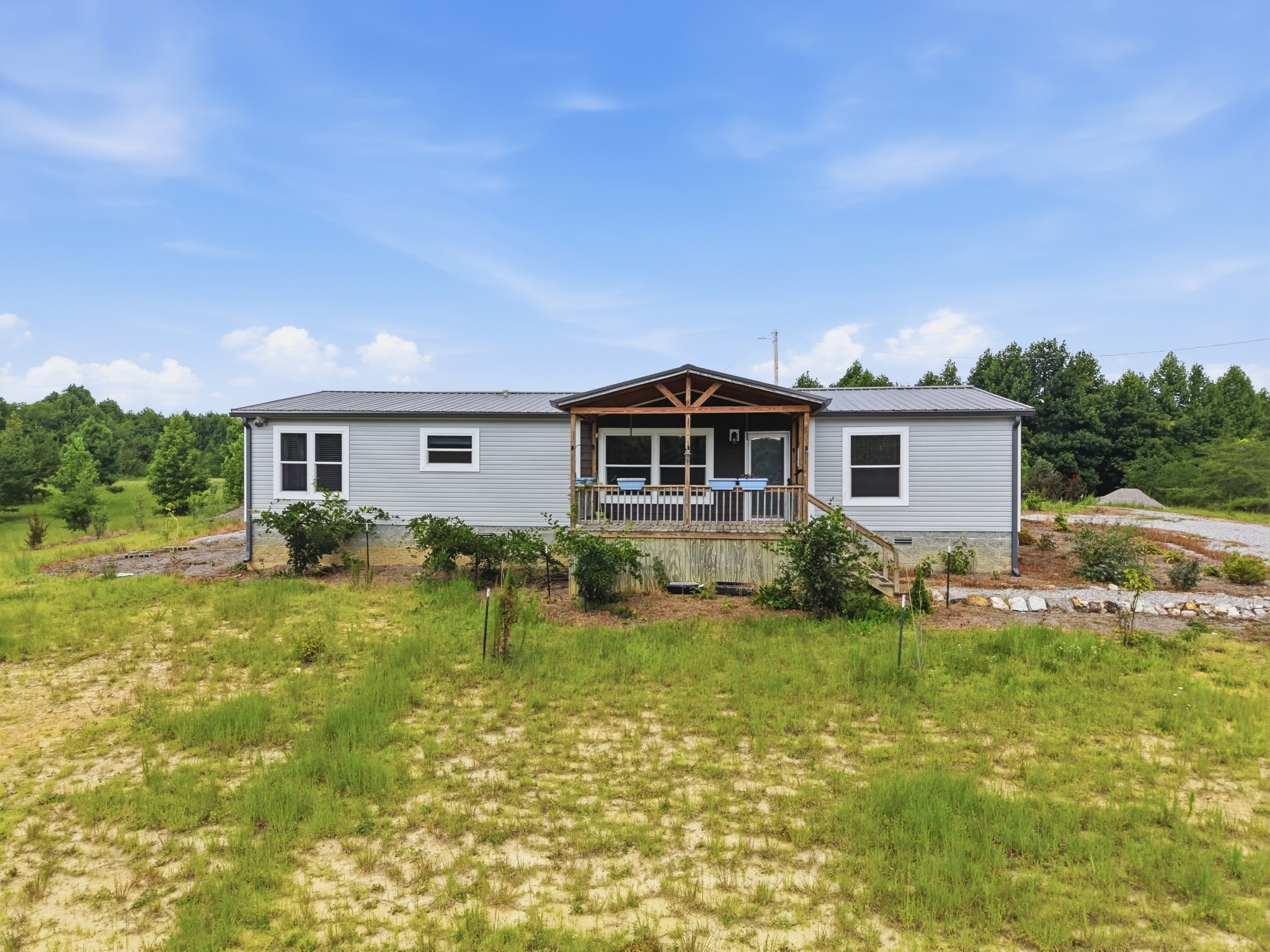 153 Eagle Rock Dr Property Photo 1