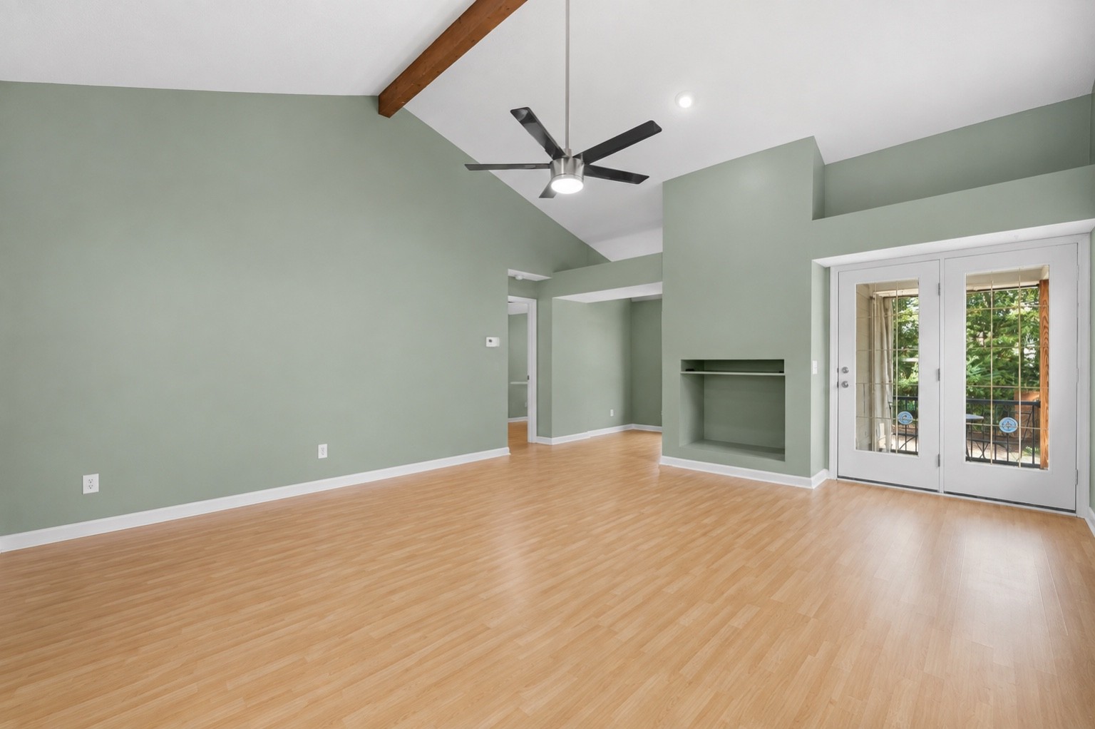 121 Agee Cir, E Property Photo 11