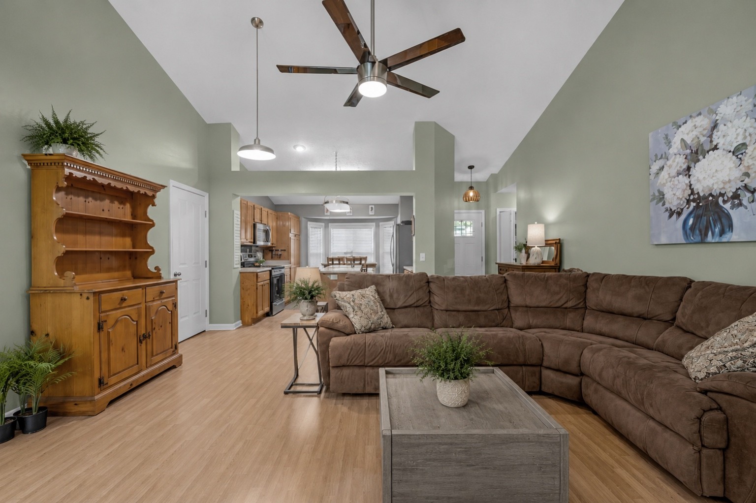 121 Agee Cir, E Property Photo 16