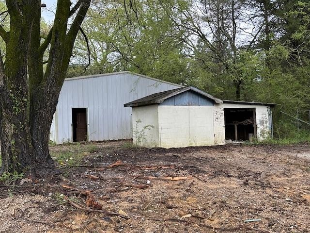 175 Drake Loop Property Photo 4