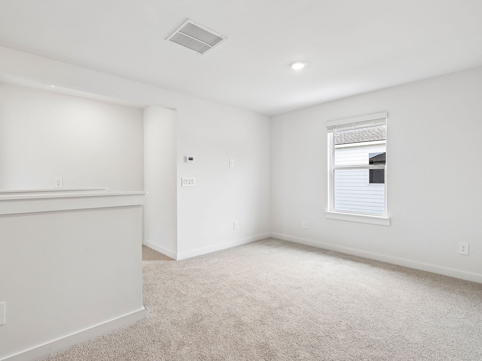 1615 Garnet Way Property Photo 7