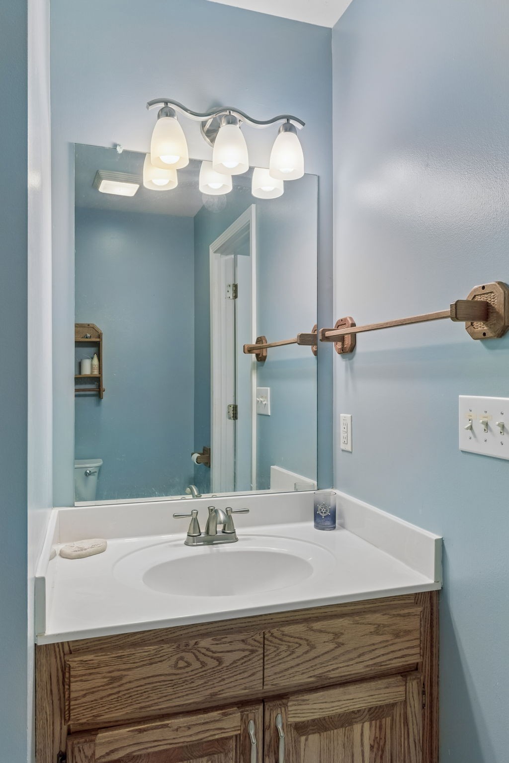 3011 Candlelite Dr Property Photo 22