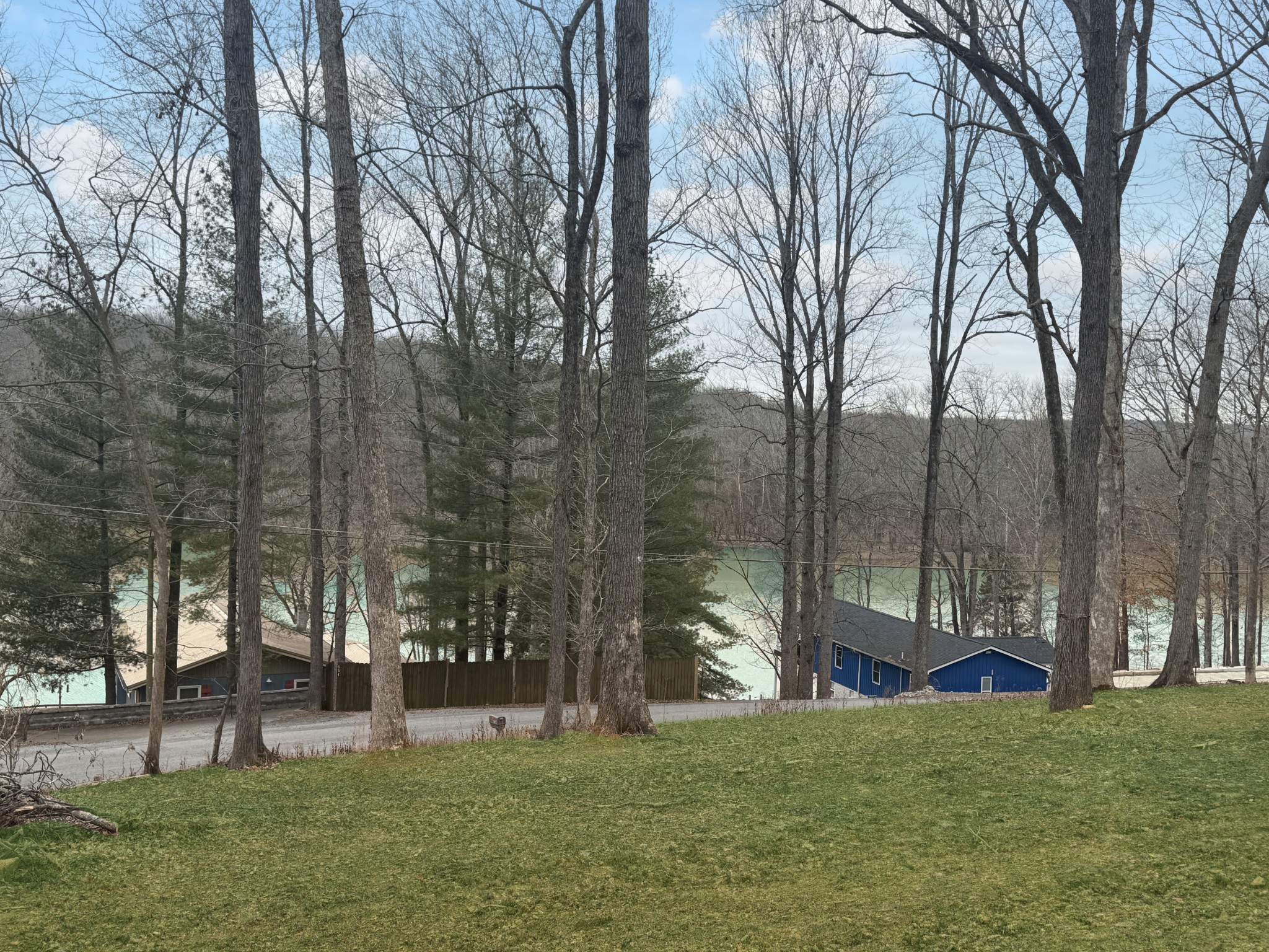 559 Hickman Shores Rd Property Photo 1