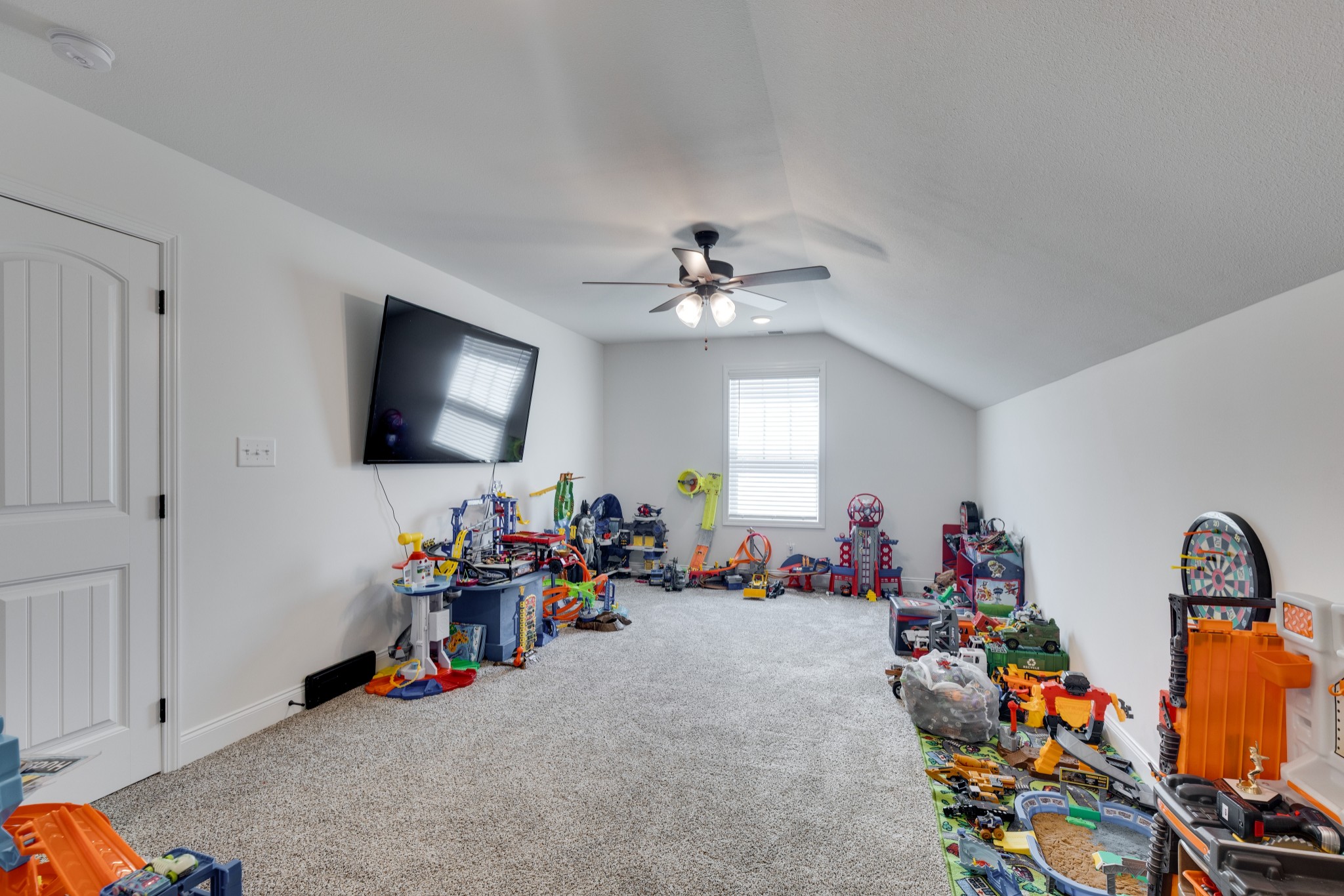 1368 Harmon Ln Property Photo 20