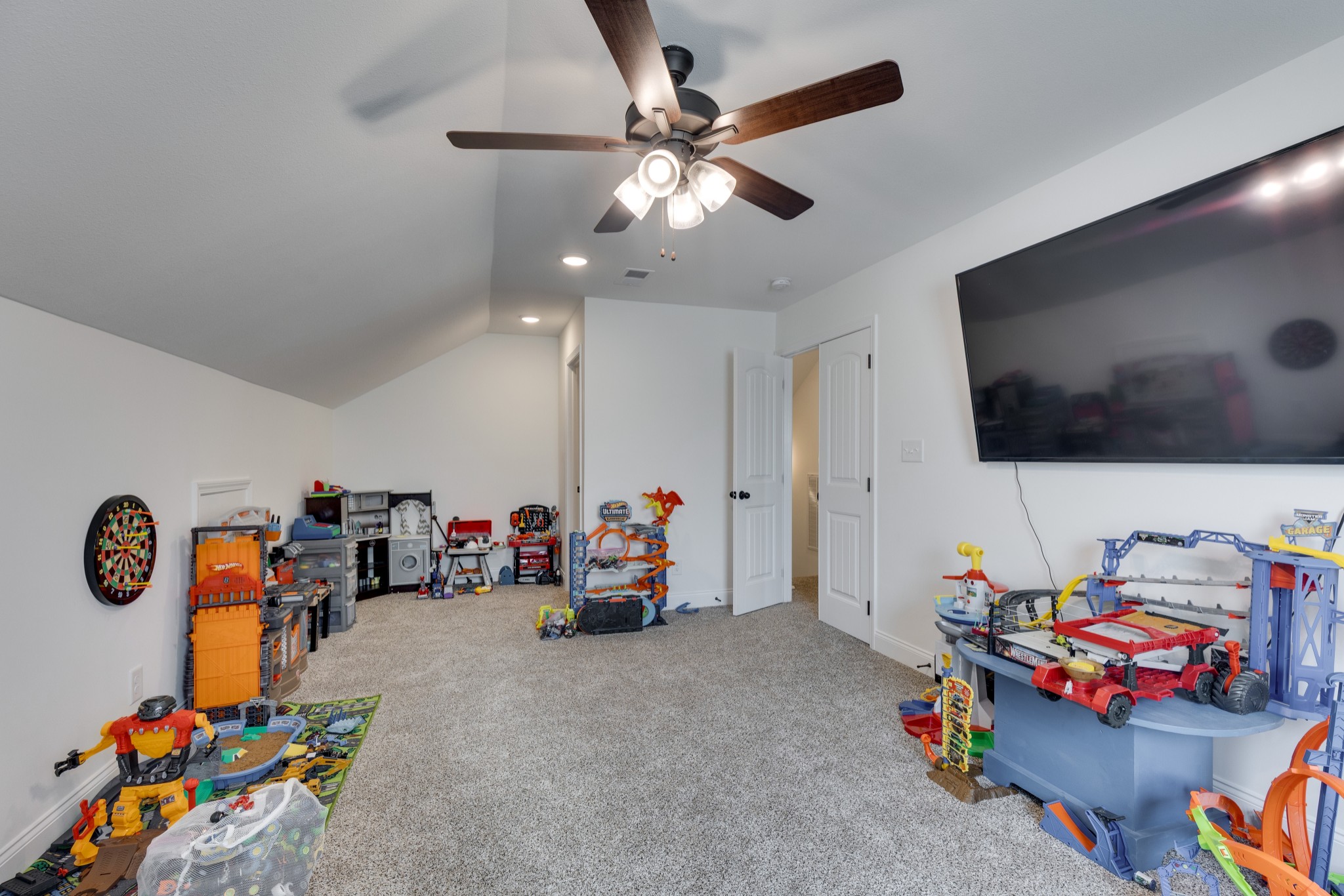 1368 Harmon Ln Property Photo 21