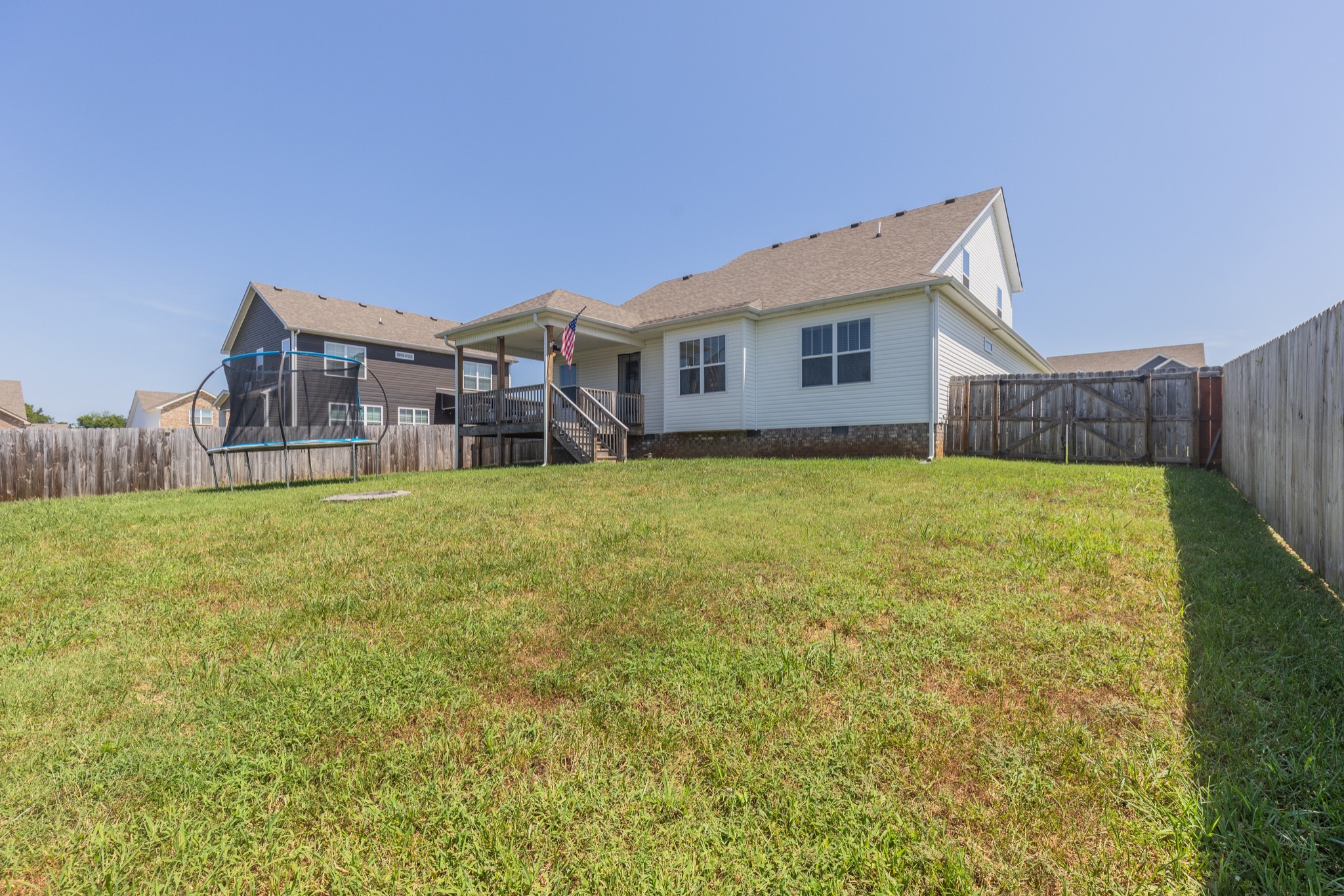1368 Harmon Ln Property Photo 27