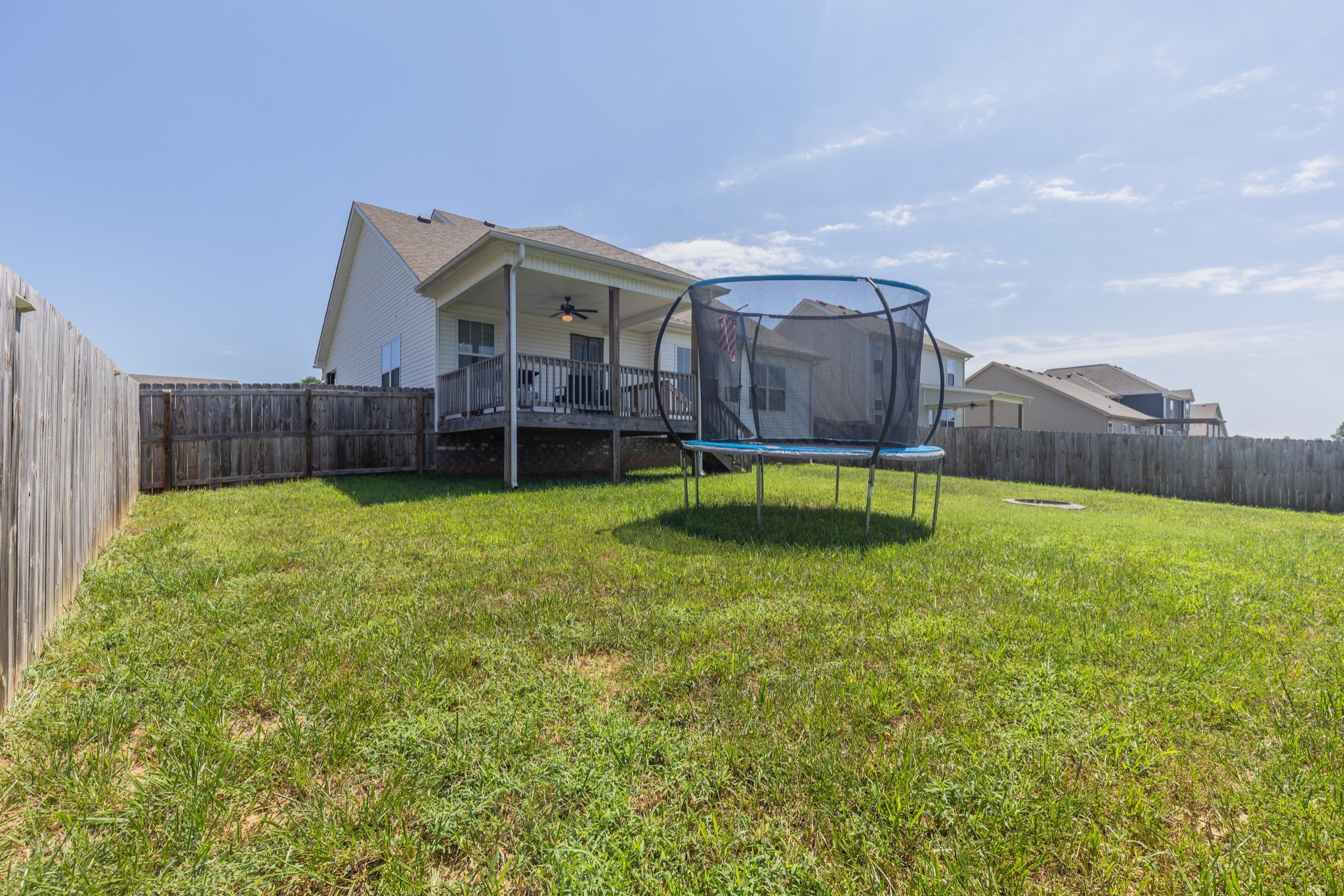 1368 Harmon Ln Property Photo 28