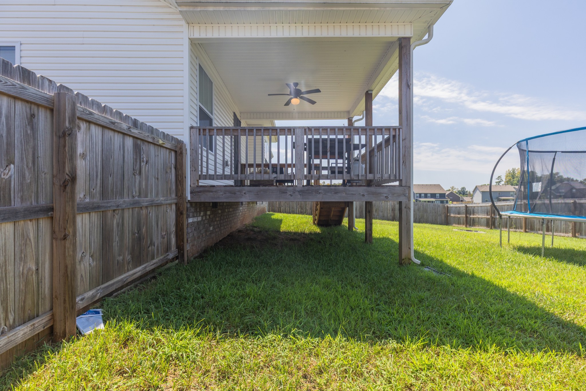 1368 Harmon Ln Property Photo 32