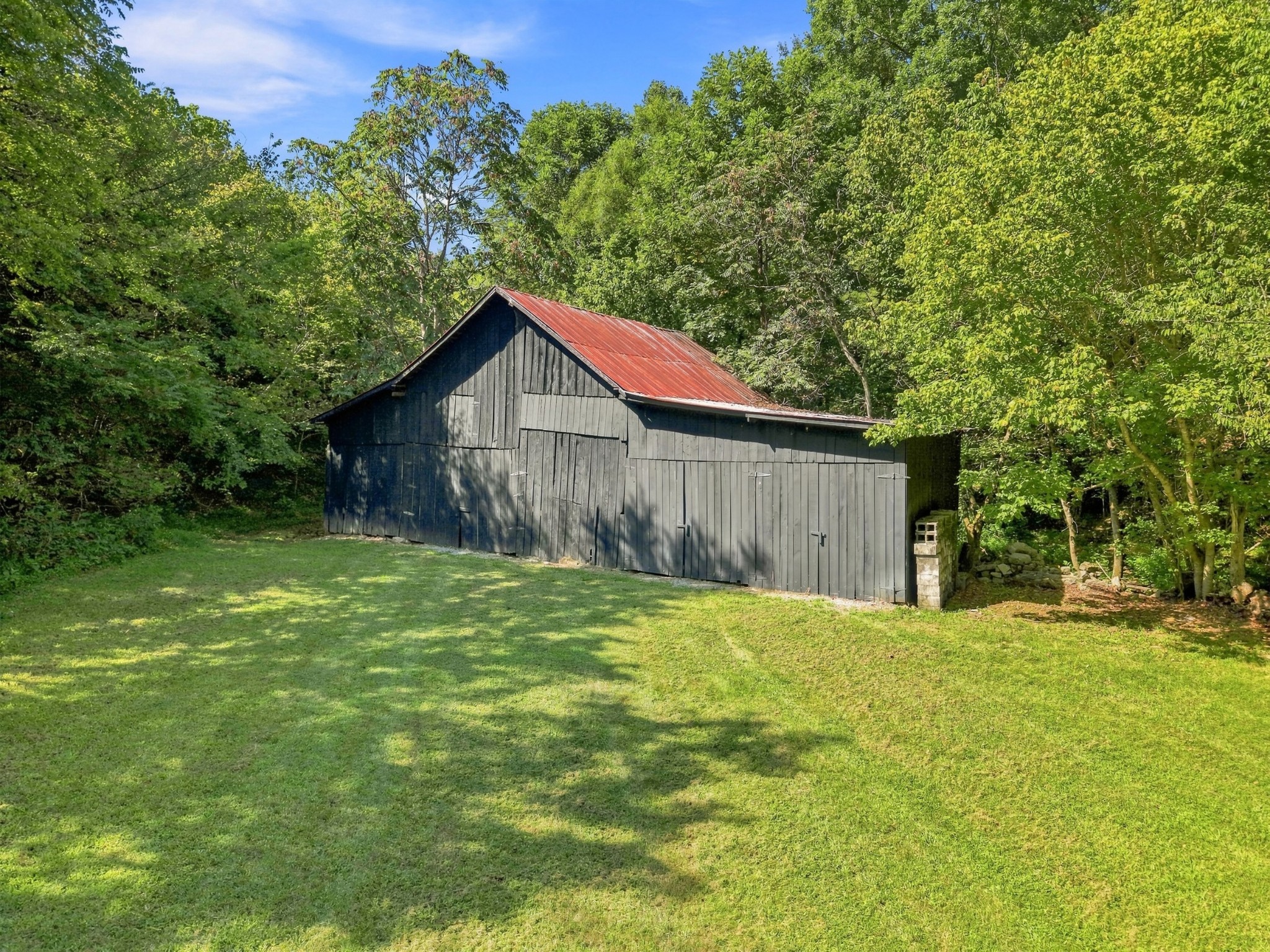 59 Russell Ln Property Photo 9