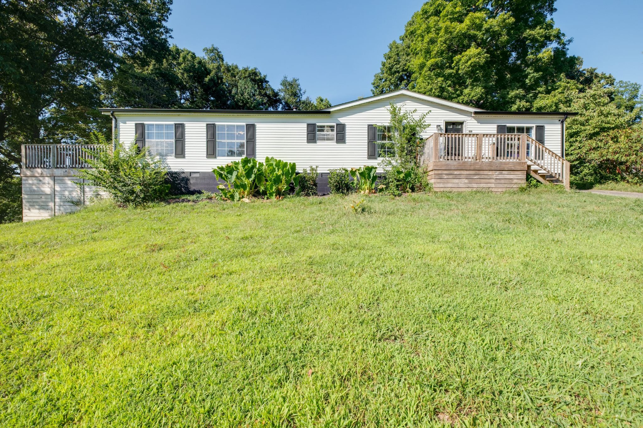 3803 Old Greenbrier Pike Property Photo 1