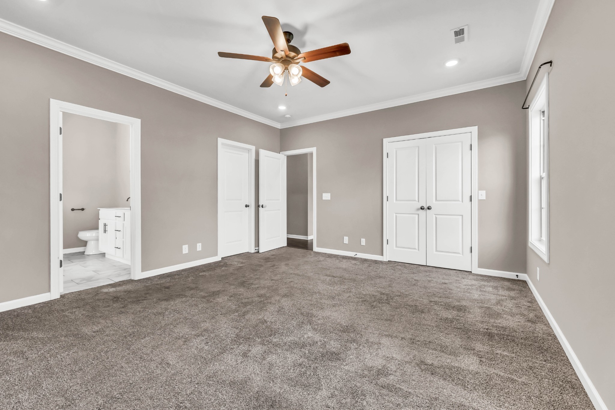 1483 Kingbird Dr Property Photo 15