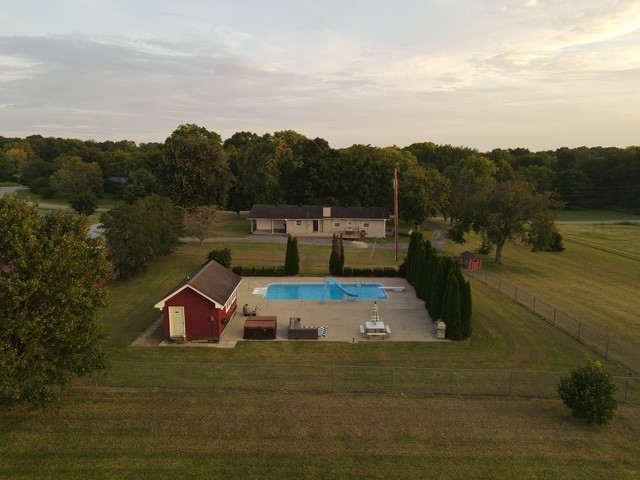 390 Rankin Rd Property Photo 1