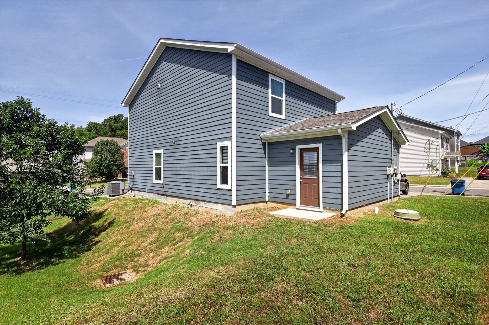 200 Renwick Dr Property Photo 4