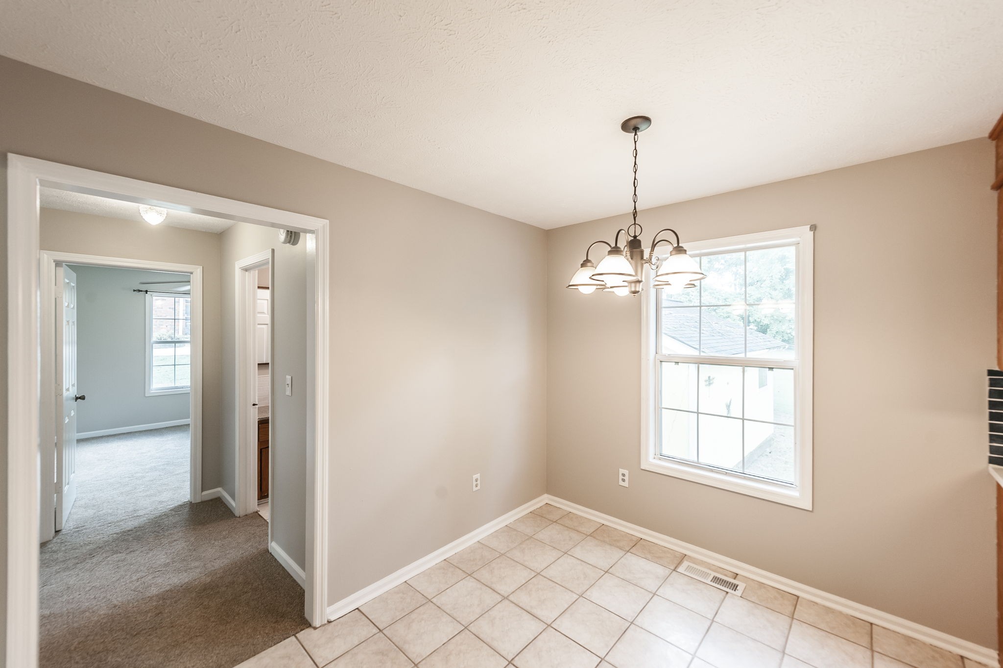 1241 Timberwood Dr Property Photo 11